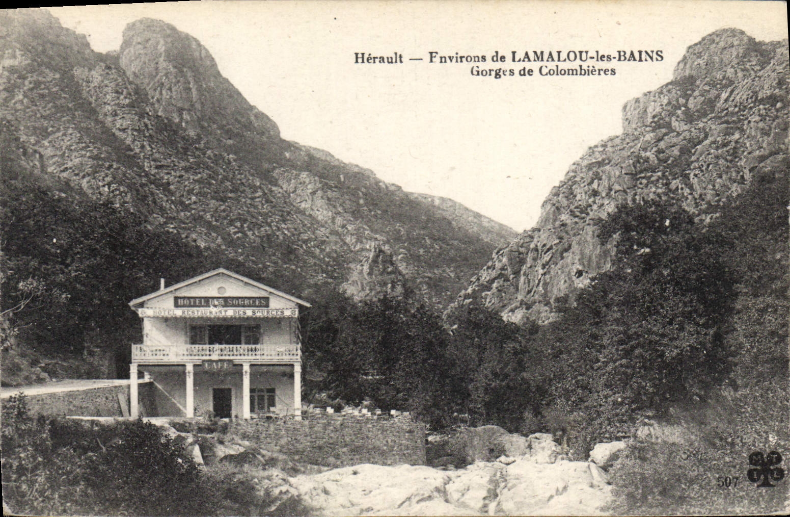 CPA Environs de LAMALOU les BAINS Gorges de Colombieres Hotel des sources