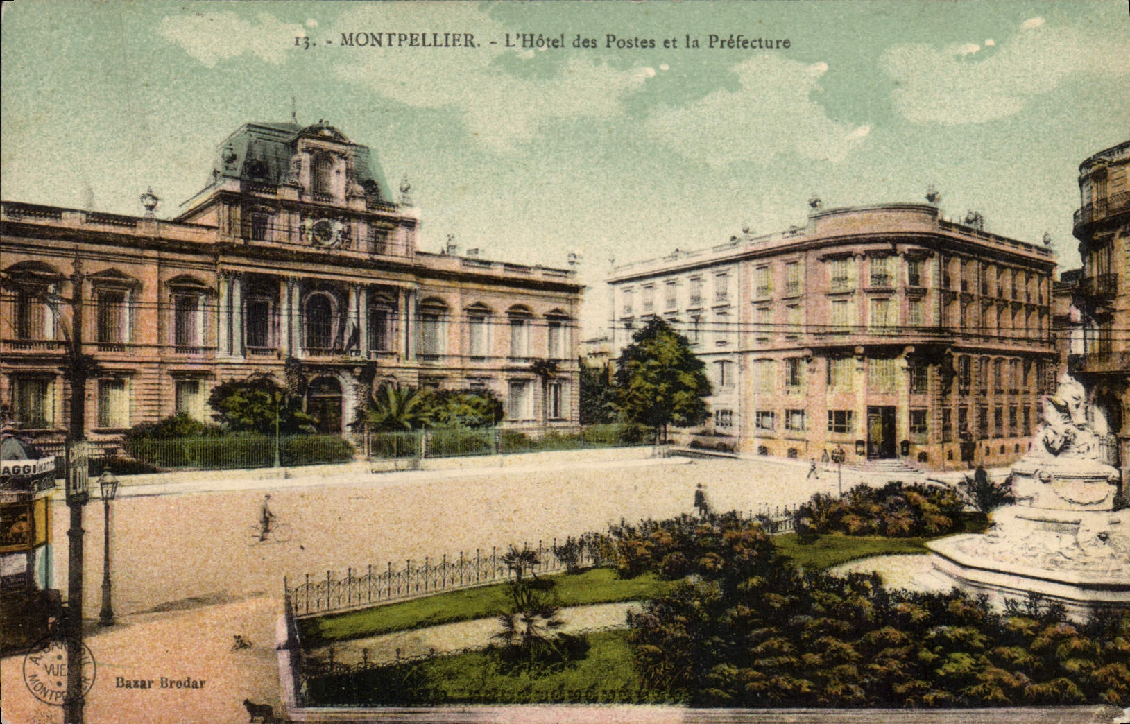 CPA MONTPELLIER L'Hotel des Postes et la Prefecture