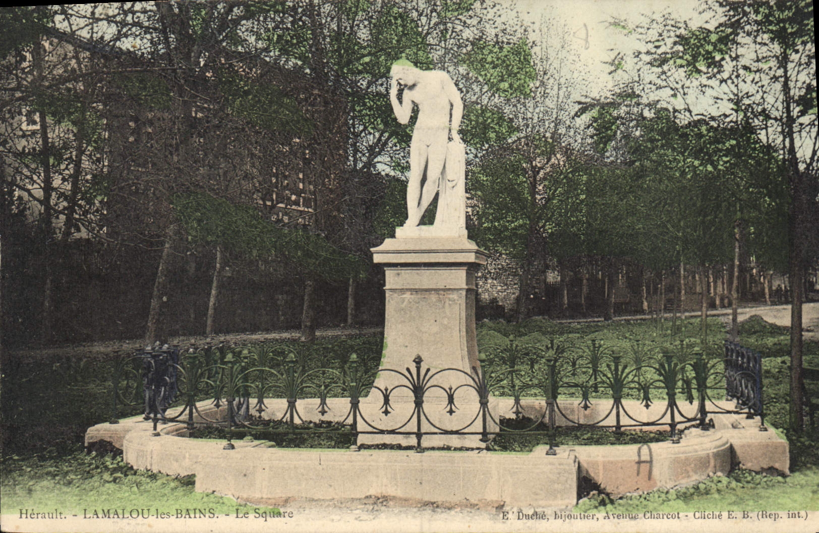 CPA LAMALOU les BAINS Le Square