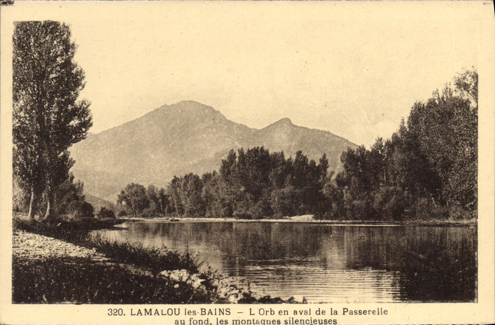CPA LAMALOIU les BAINS LOrb aval de la Passerelle au fond Les montagnes silencieuses