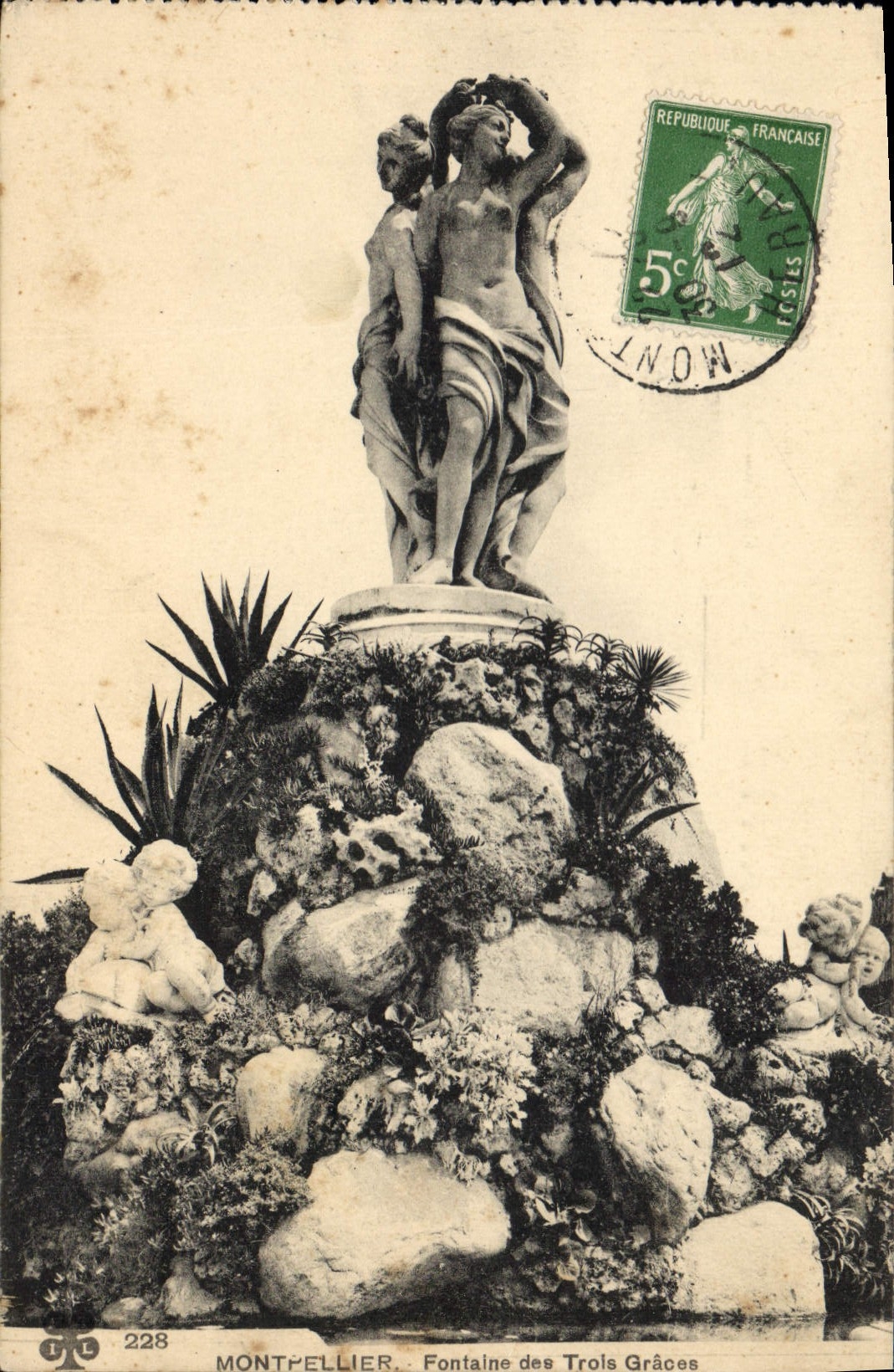 CPA MONTPELLIER Fontaine des Trois Graces