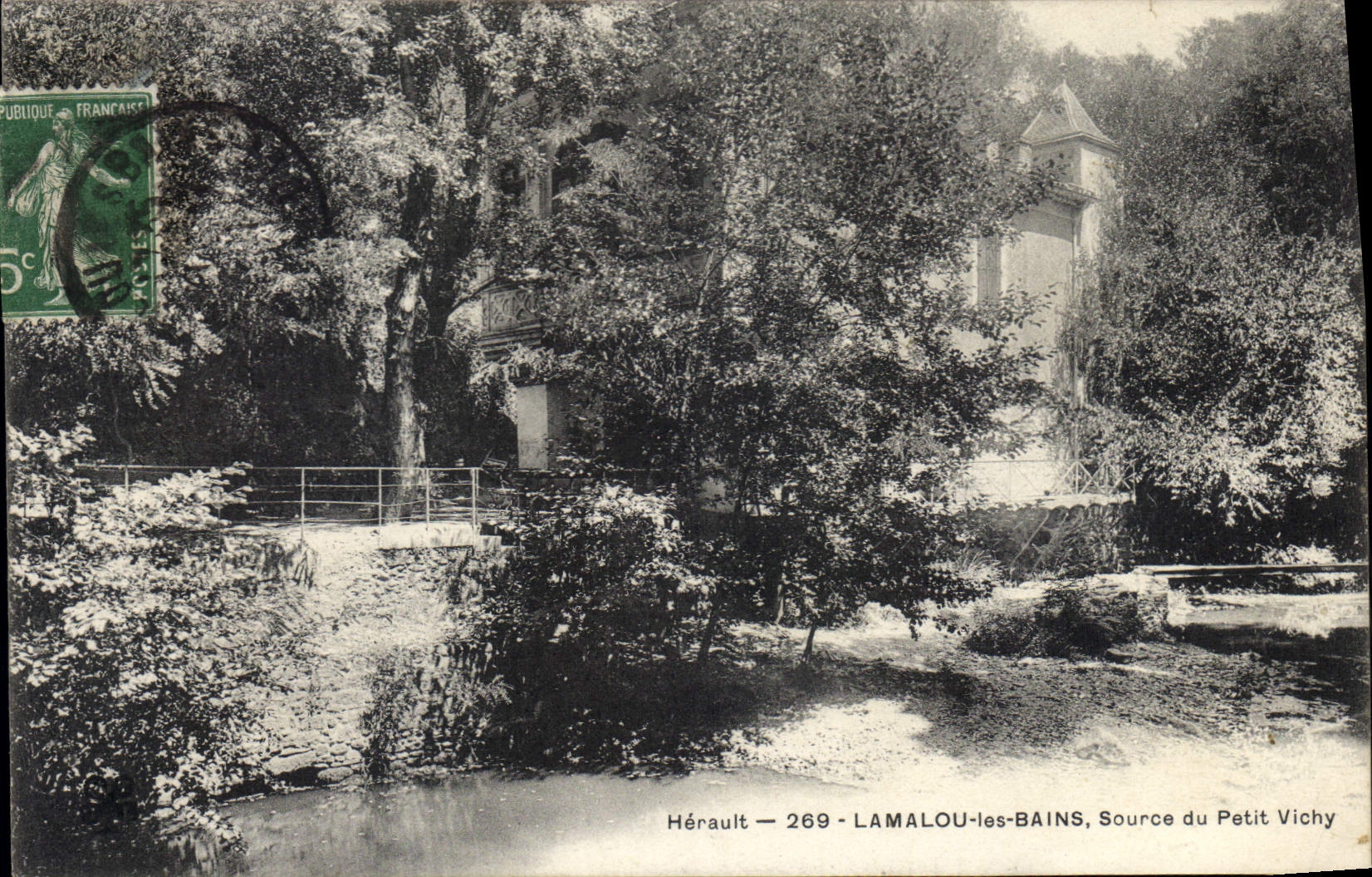 CPA LAMALOU les BAINS Source du petit Vichy
