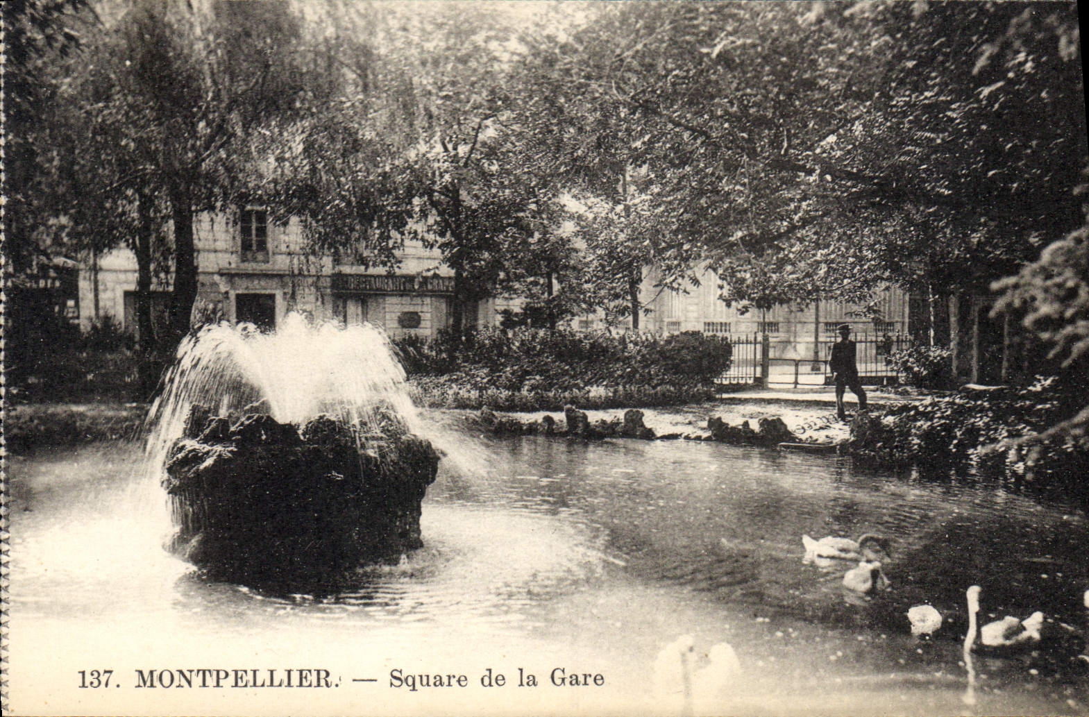 CPA MONTPELLIER Square de la Gare