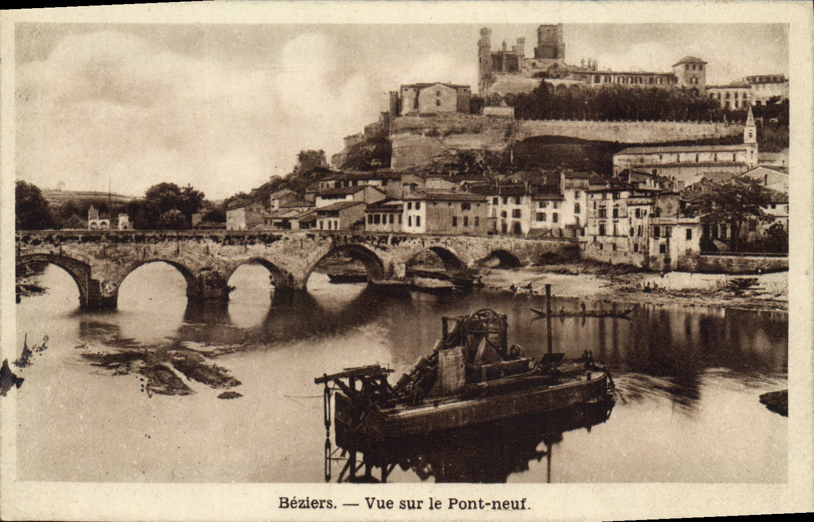 CPA Beziers Vue sur le Pont neuf