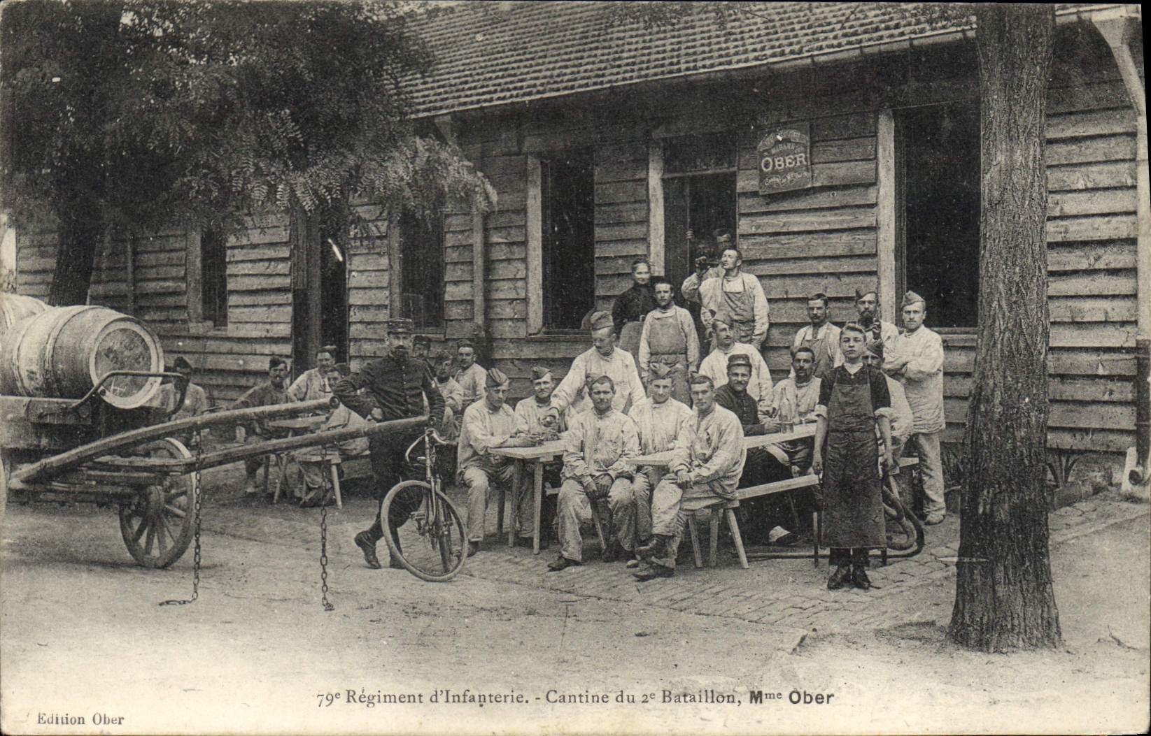 CPA 79eme Regiment d'Infanterie Cantine du Bataillon Mme Ober Militaria