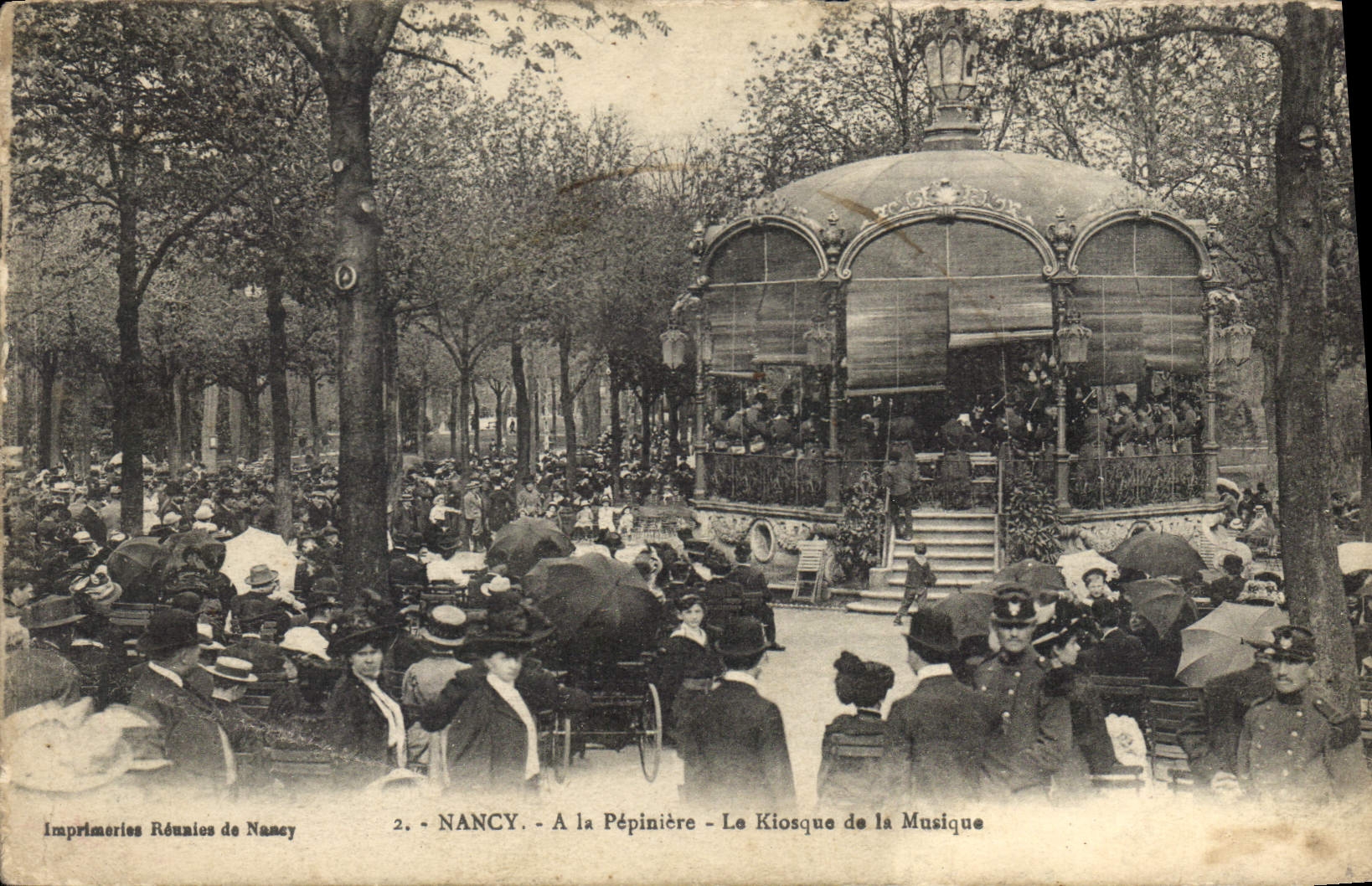 CPA NANCY A la Pepianiere La Kiosque de la Musique