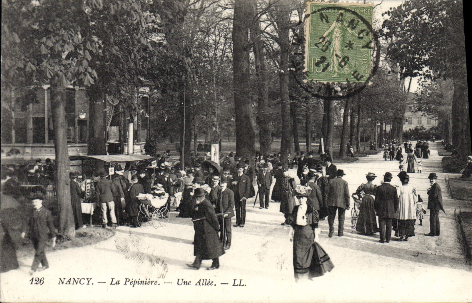 CPA NANCY La Pepiniere Unee Allee