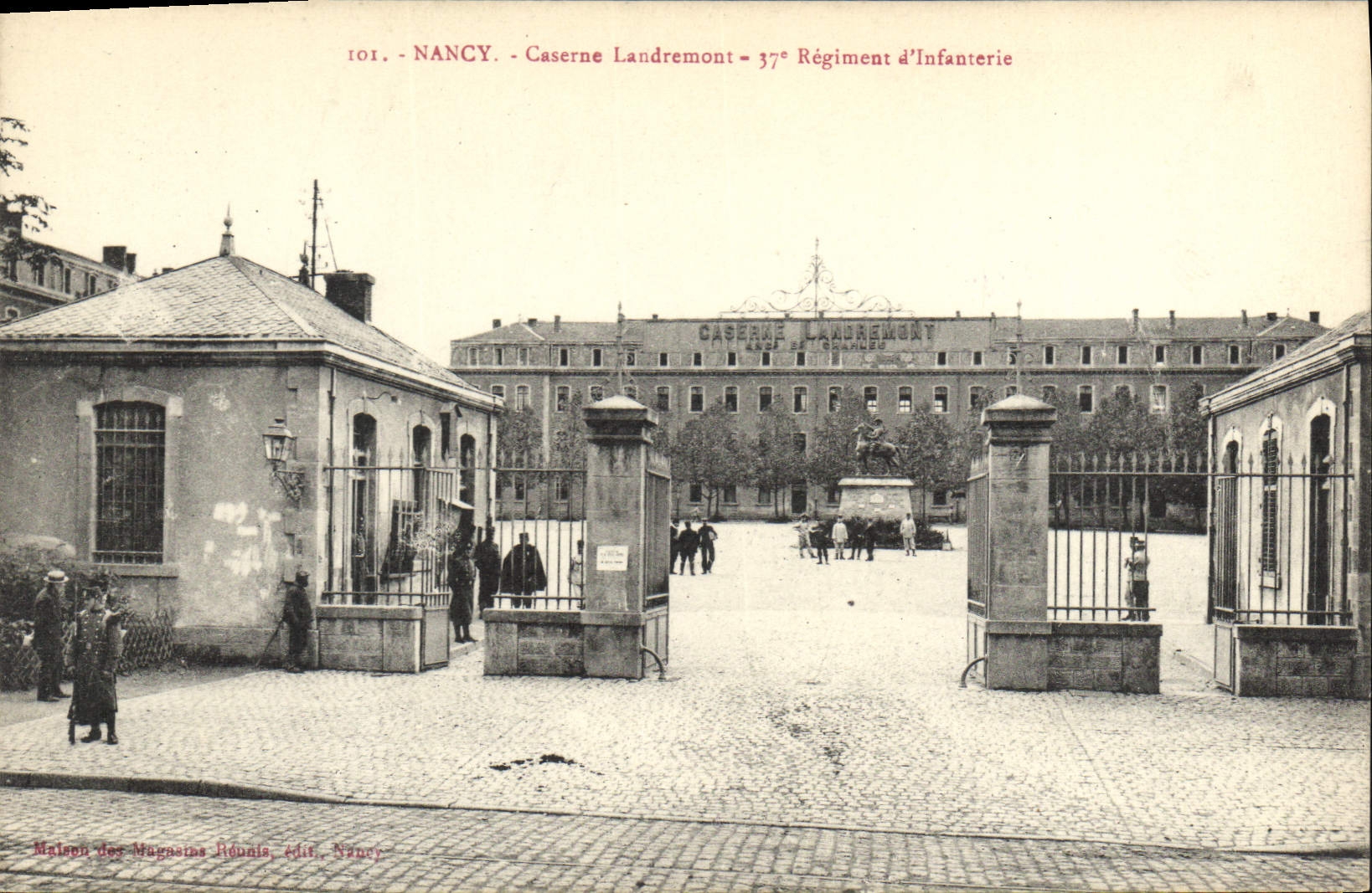 CPA Nancy Caserne Landremont 37eme Regiment d'Infanterie Militaria