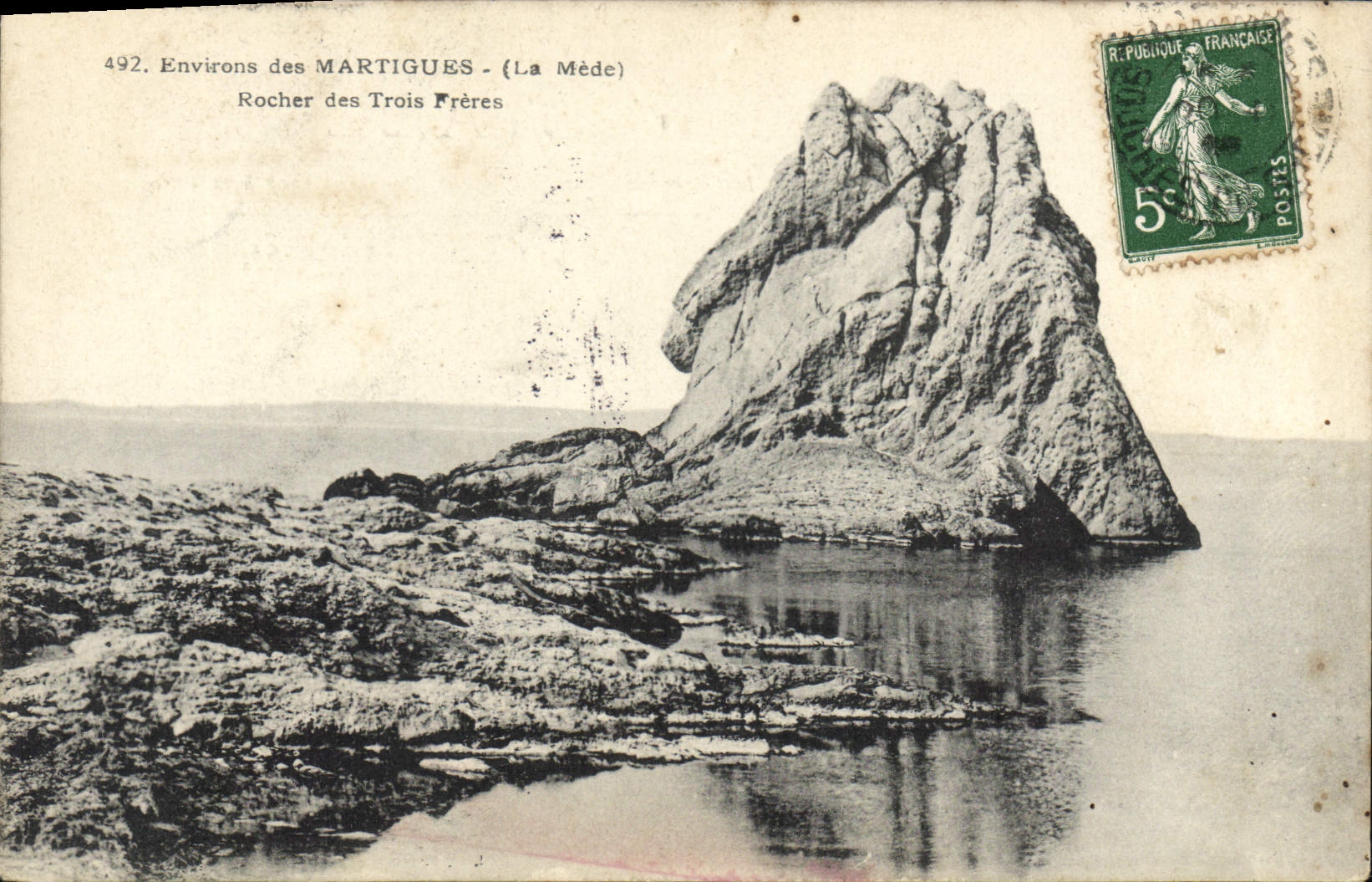 CPA Environs des Martigues la Mede Rocher des Trois Freres