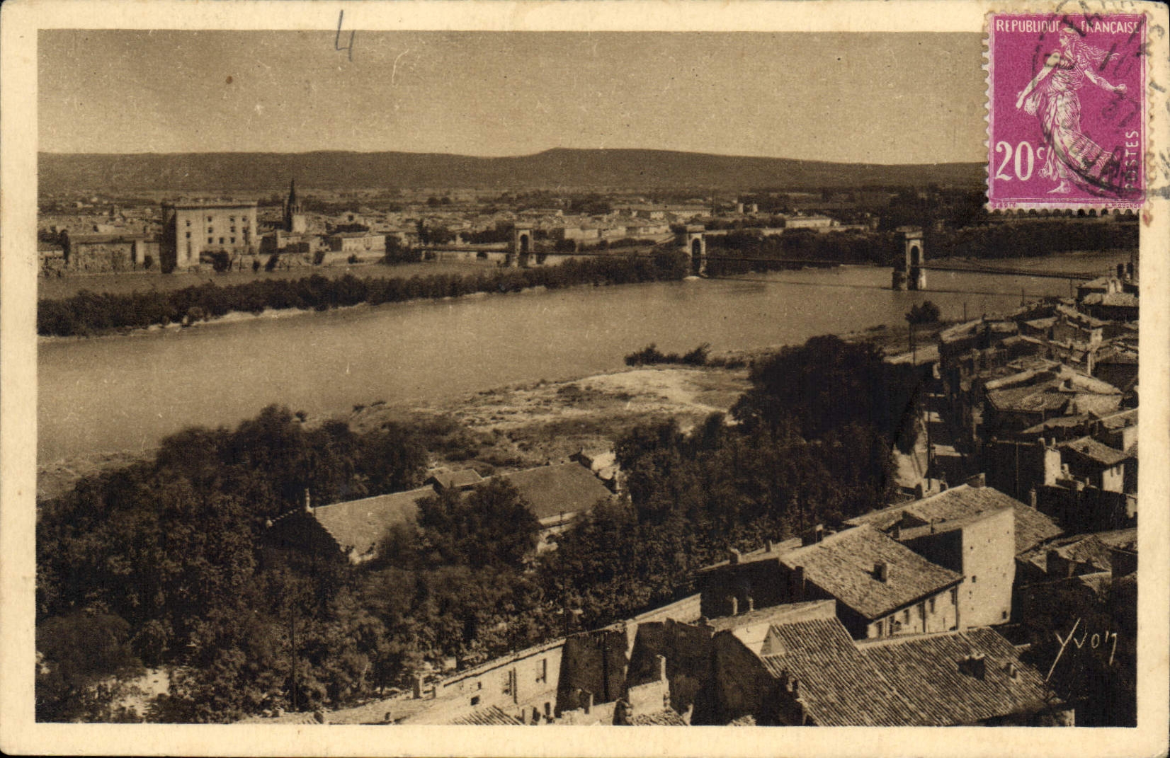 CPA Tarascon B du R vue generale 