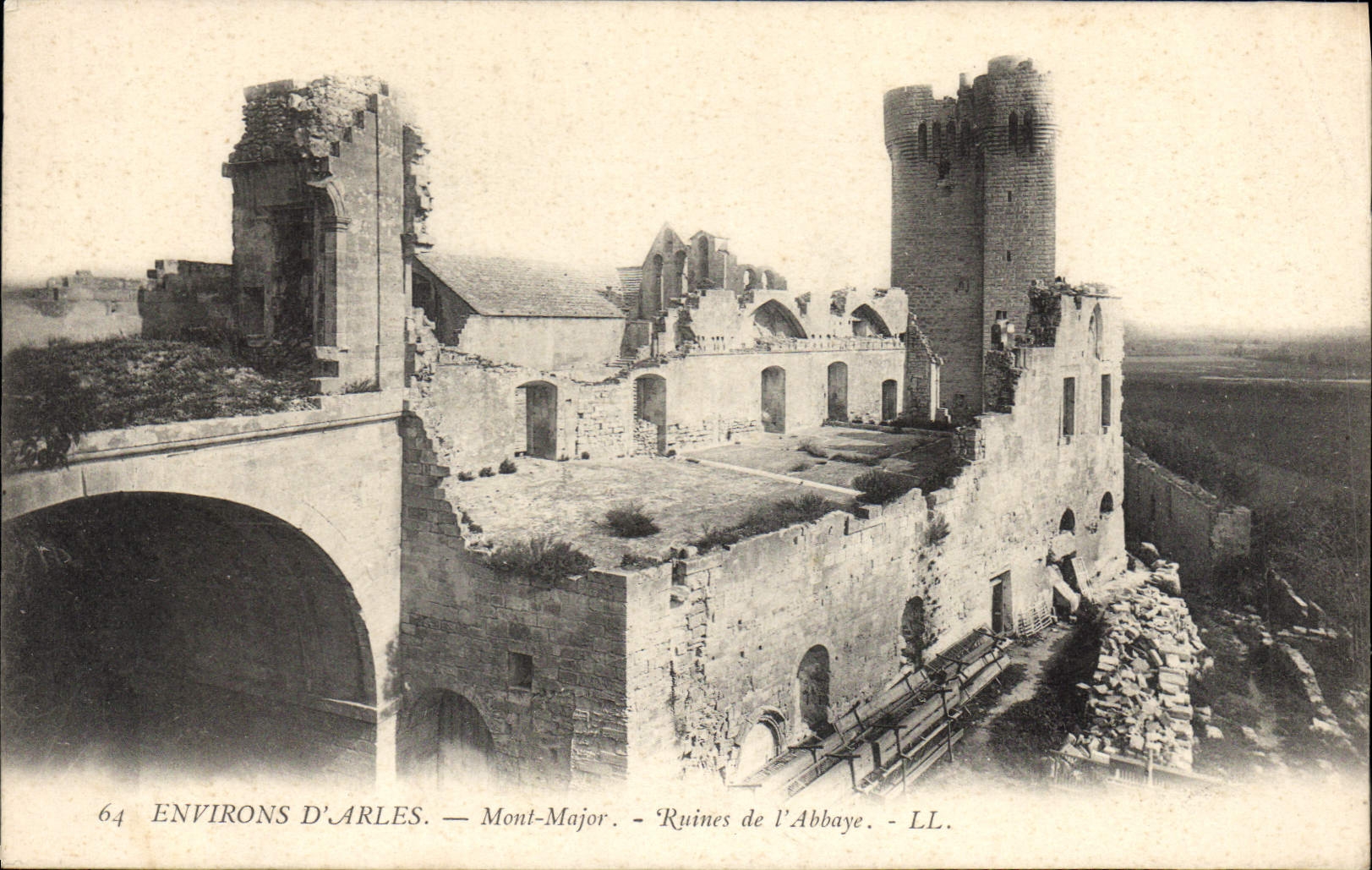 CPA Environs d'Arles Mont Major Ruines de l'Abbaye 