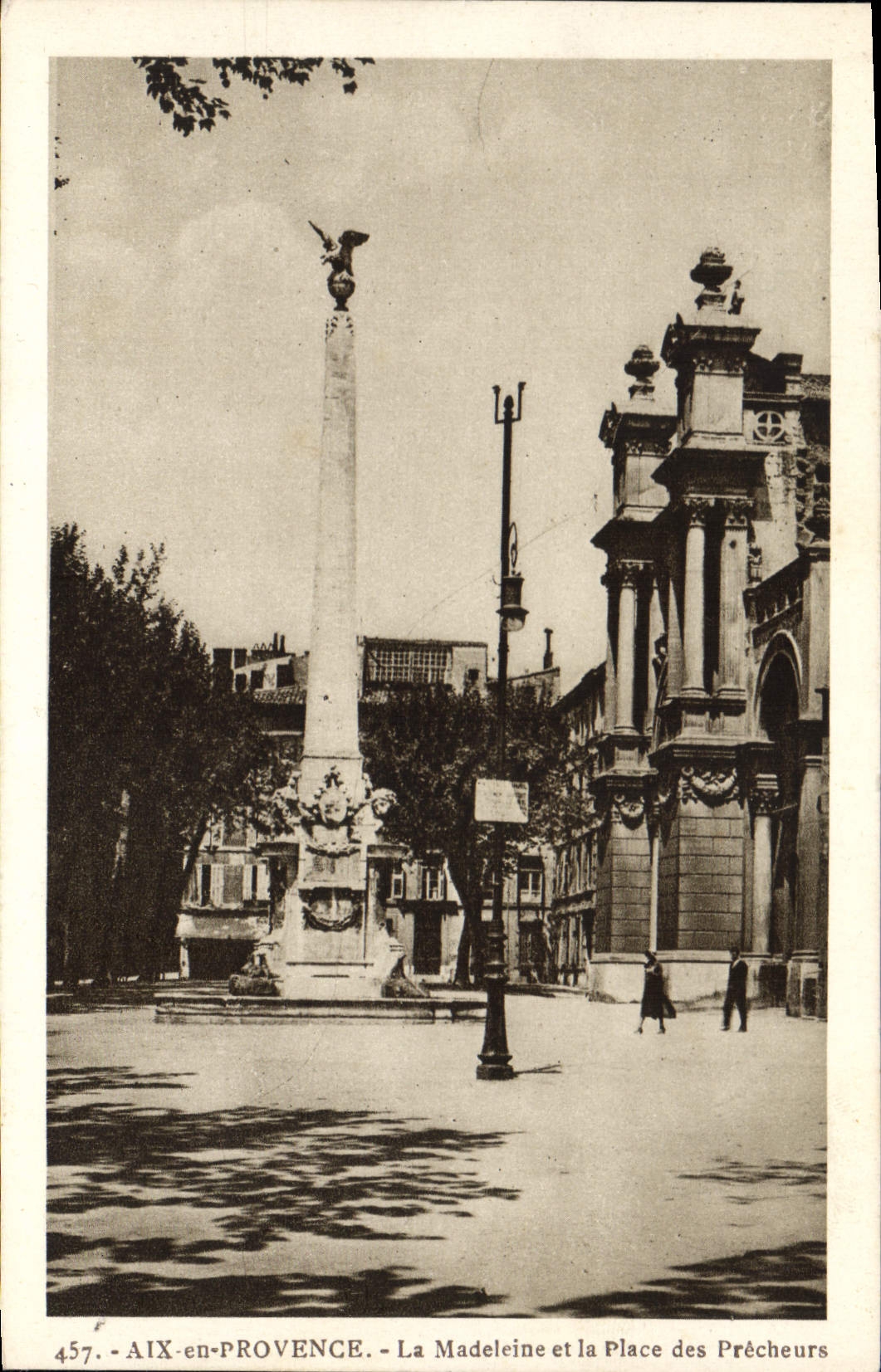 CPA Aix en Provence la Madeleine de la place des Precheurs 