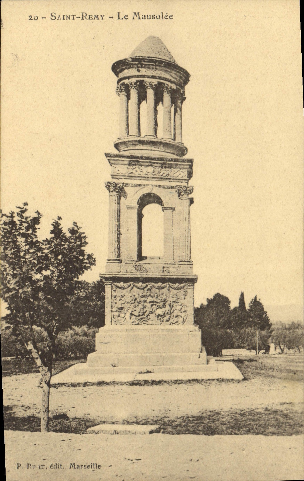 CPA Saint Remy le Mausolee 