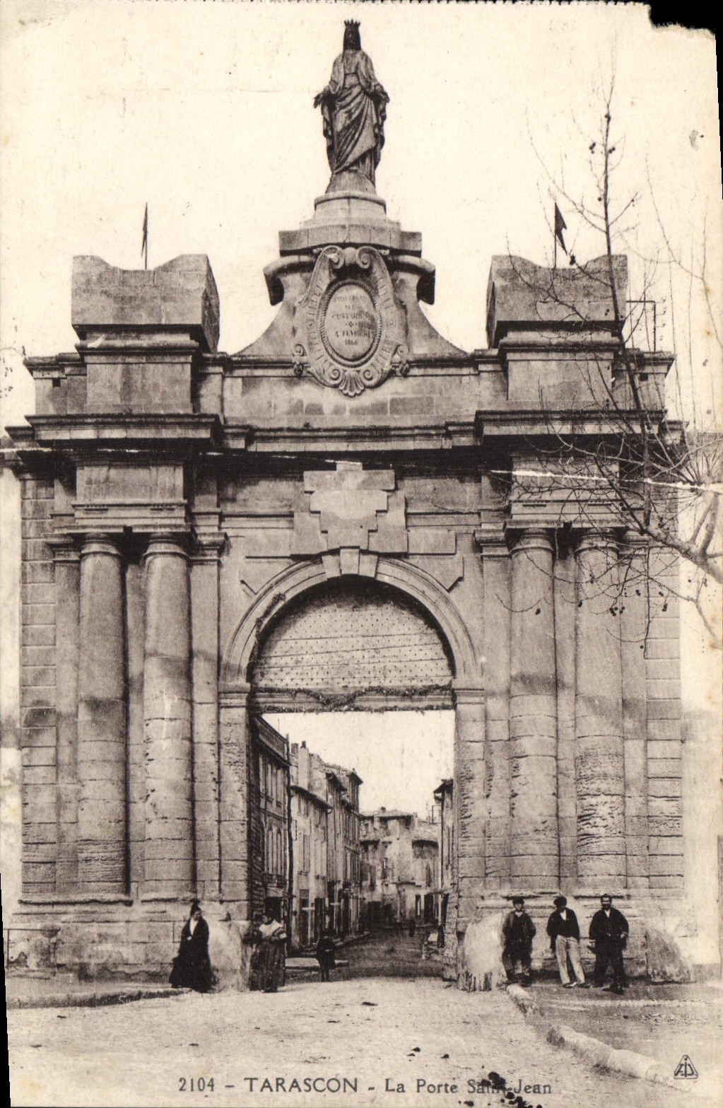 CPA Tarascon la porte Saint Jean