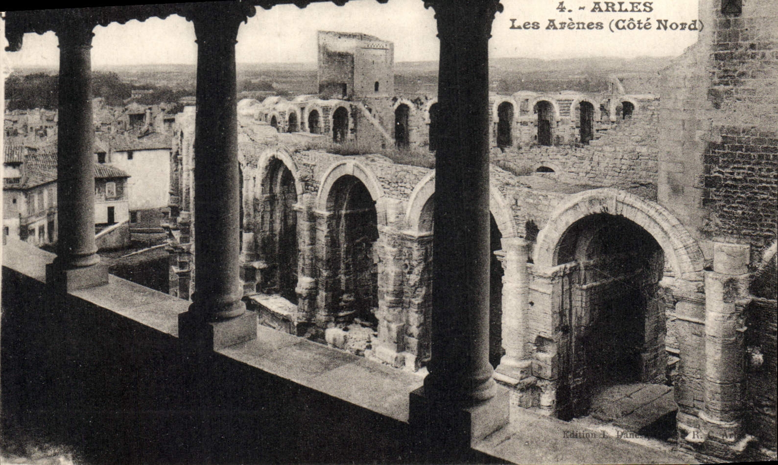 CPA Arles Les Arenes Cote Nord 