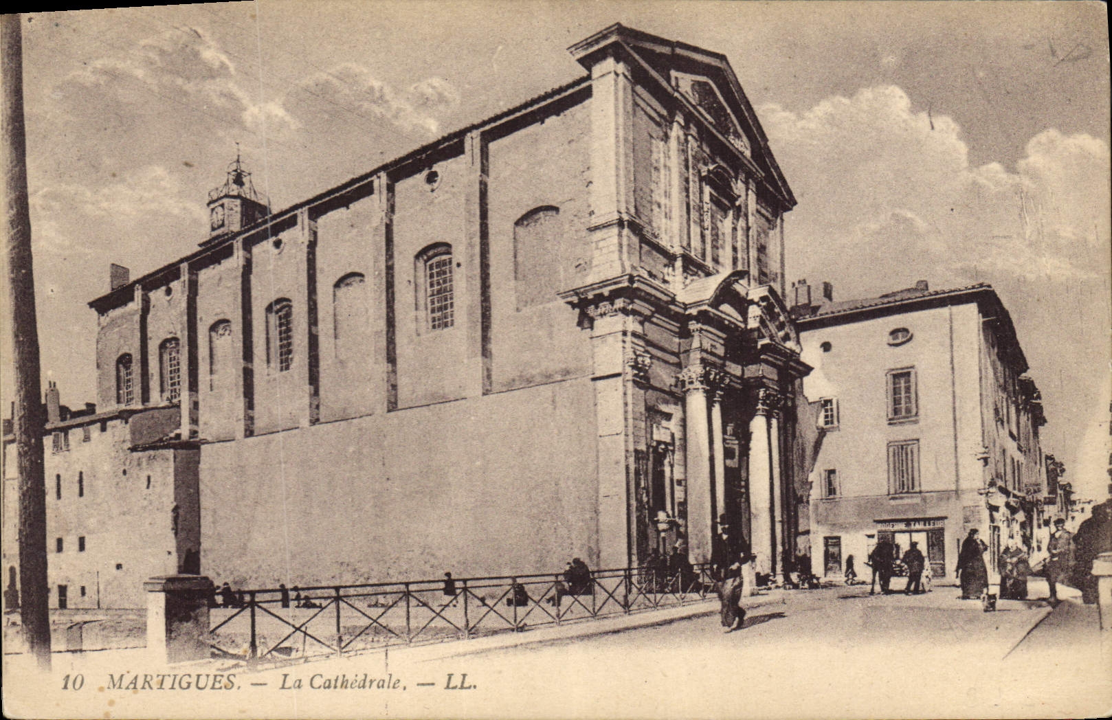 CPA Martigues La Cathedrale 