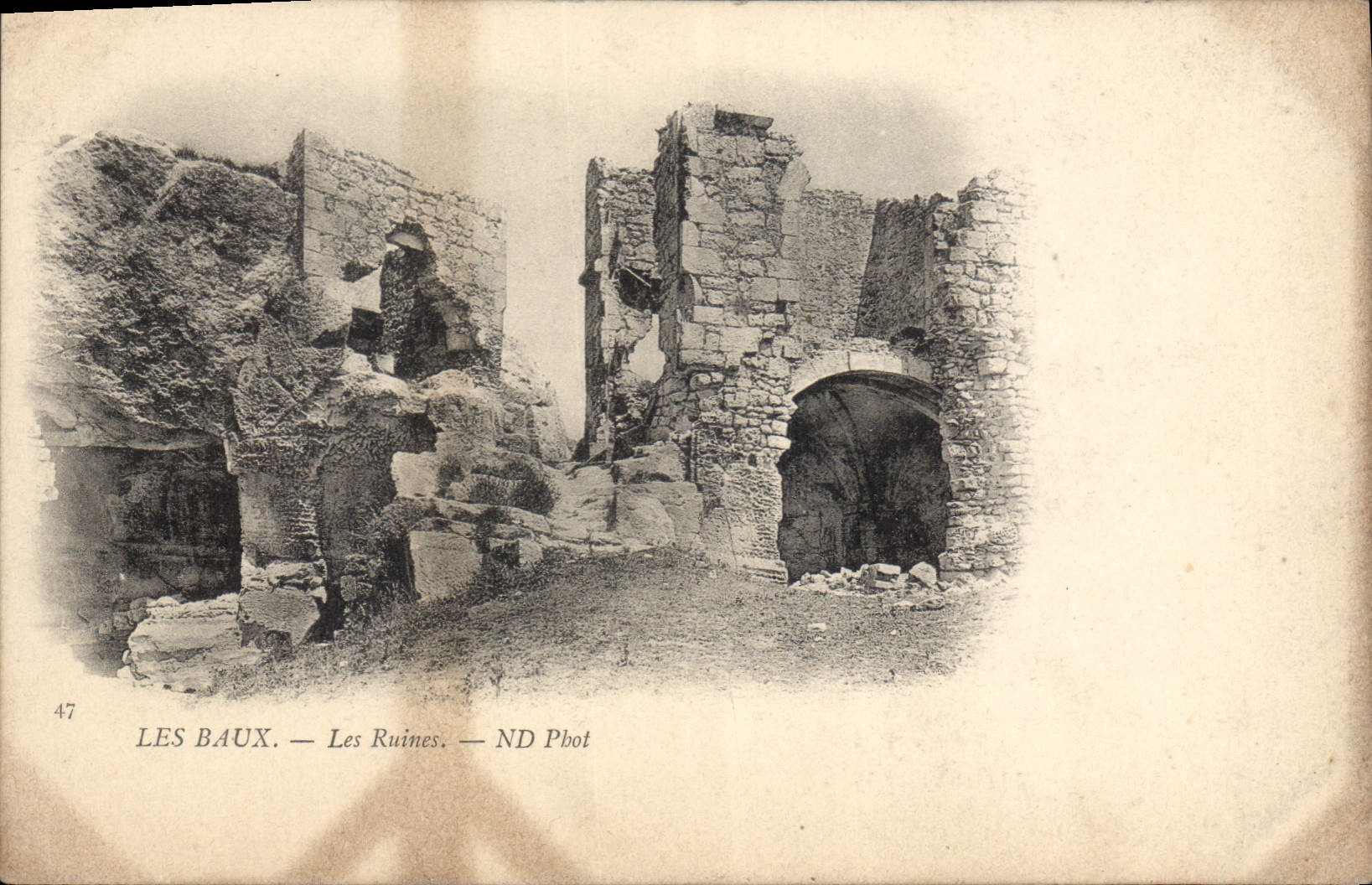 CPA Les Baux Les Ruines 