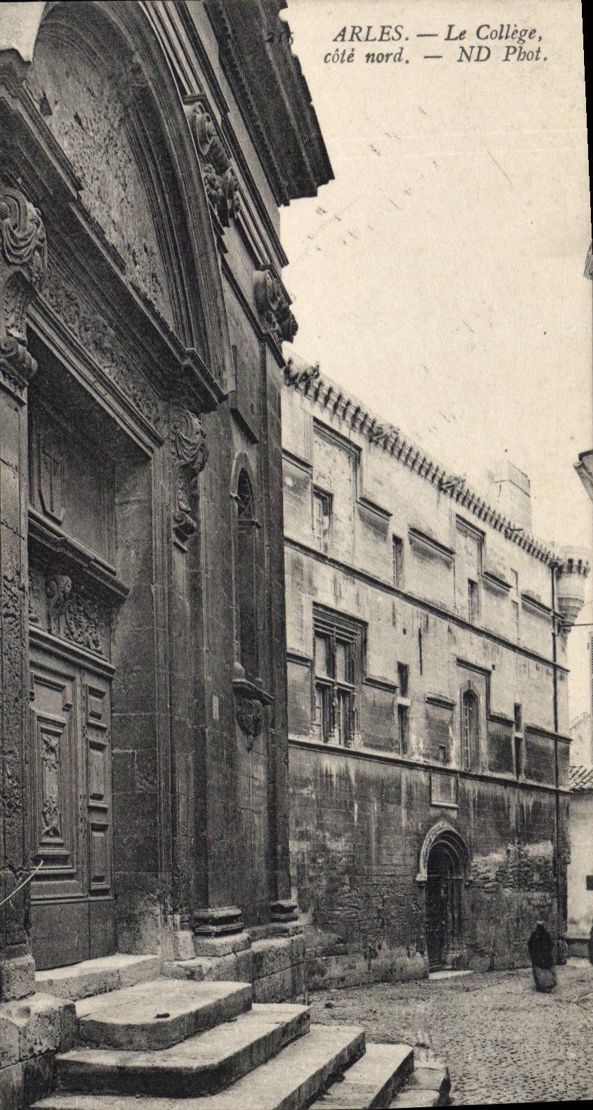 CPA Arles Le College cote nord 