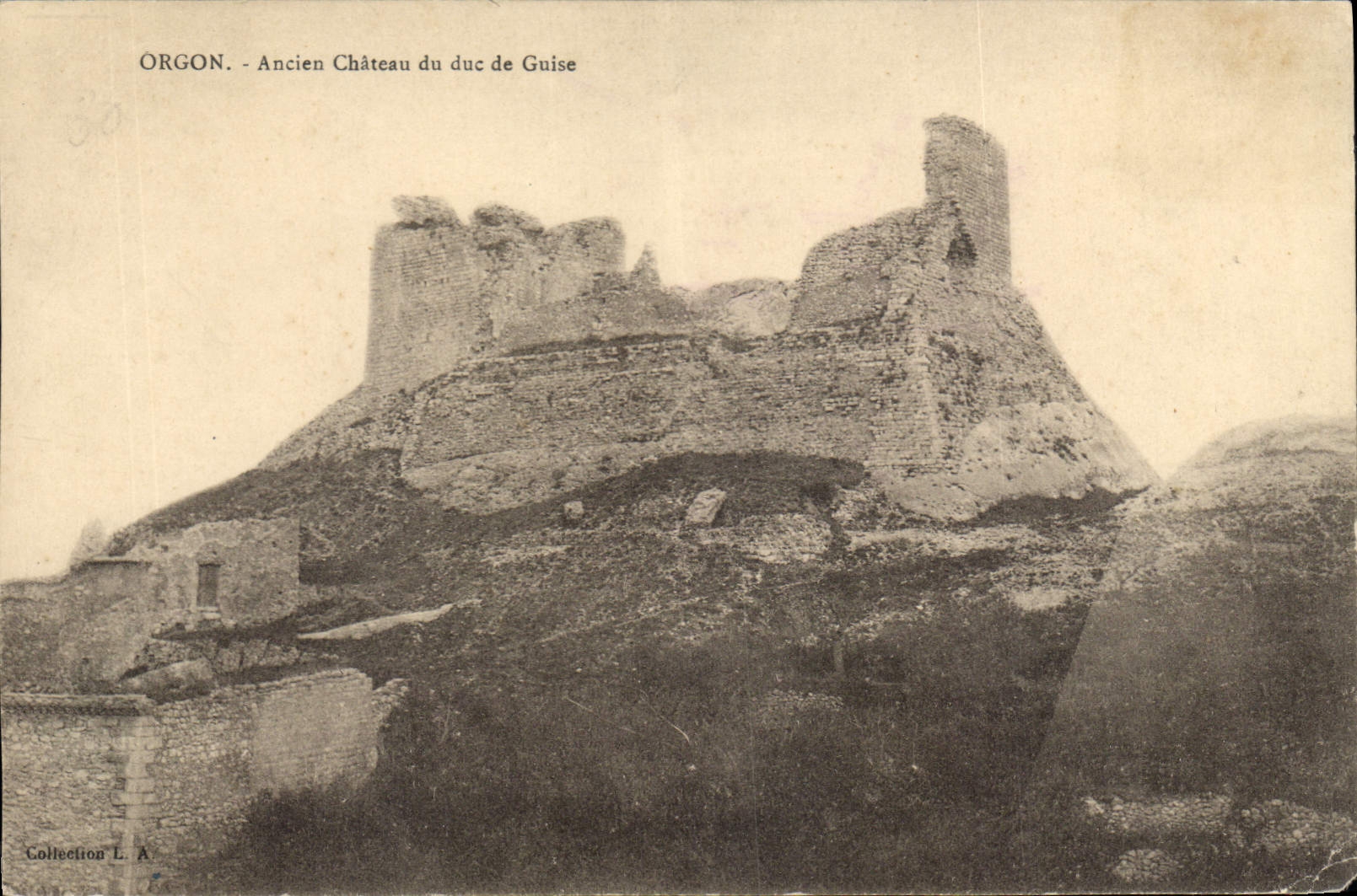 CPA Orgon Ancien Chateau du duc de Guise