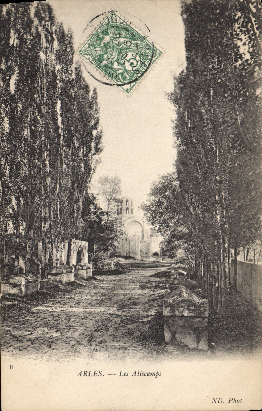 CPA Arles Les Aliscamps 