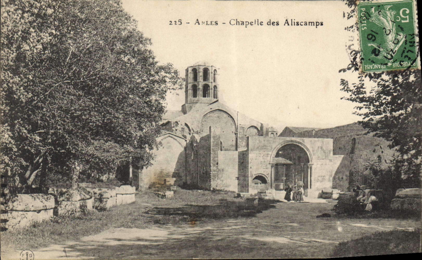 CPA Chapelle des Aliscamps