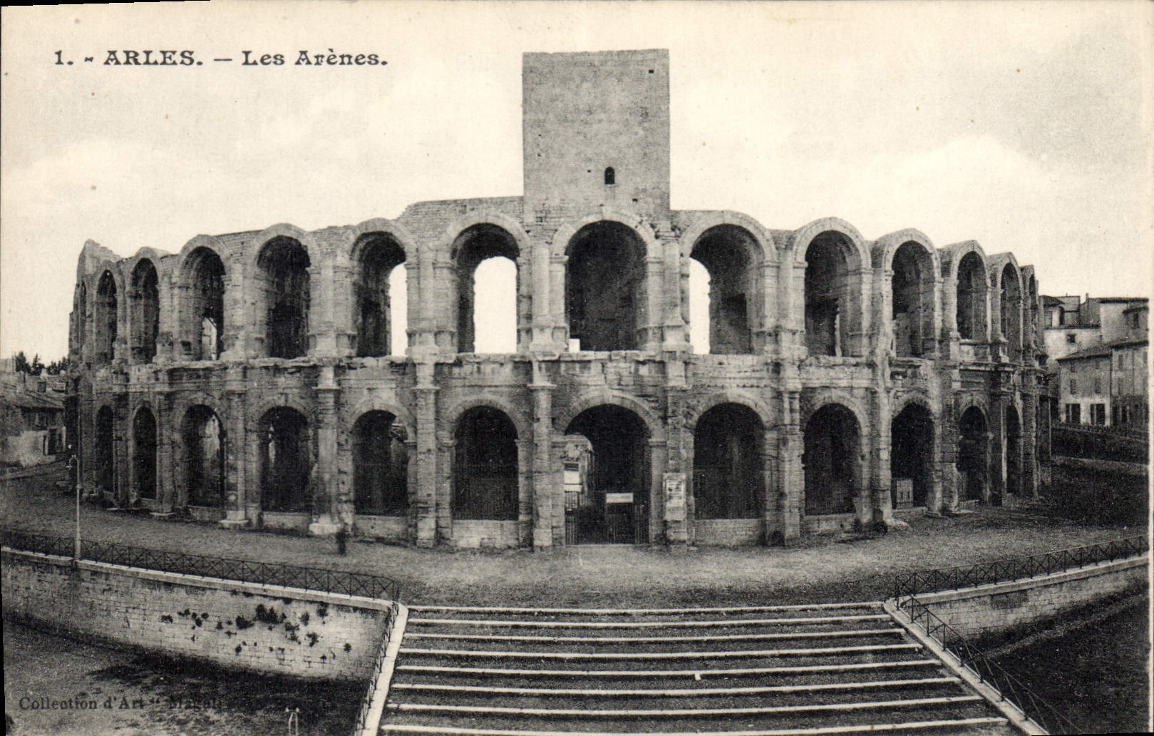 CPA Arles - Les Arenes