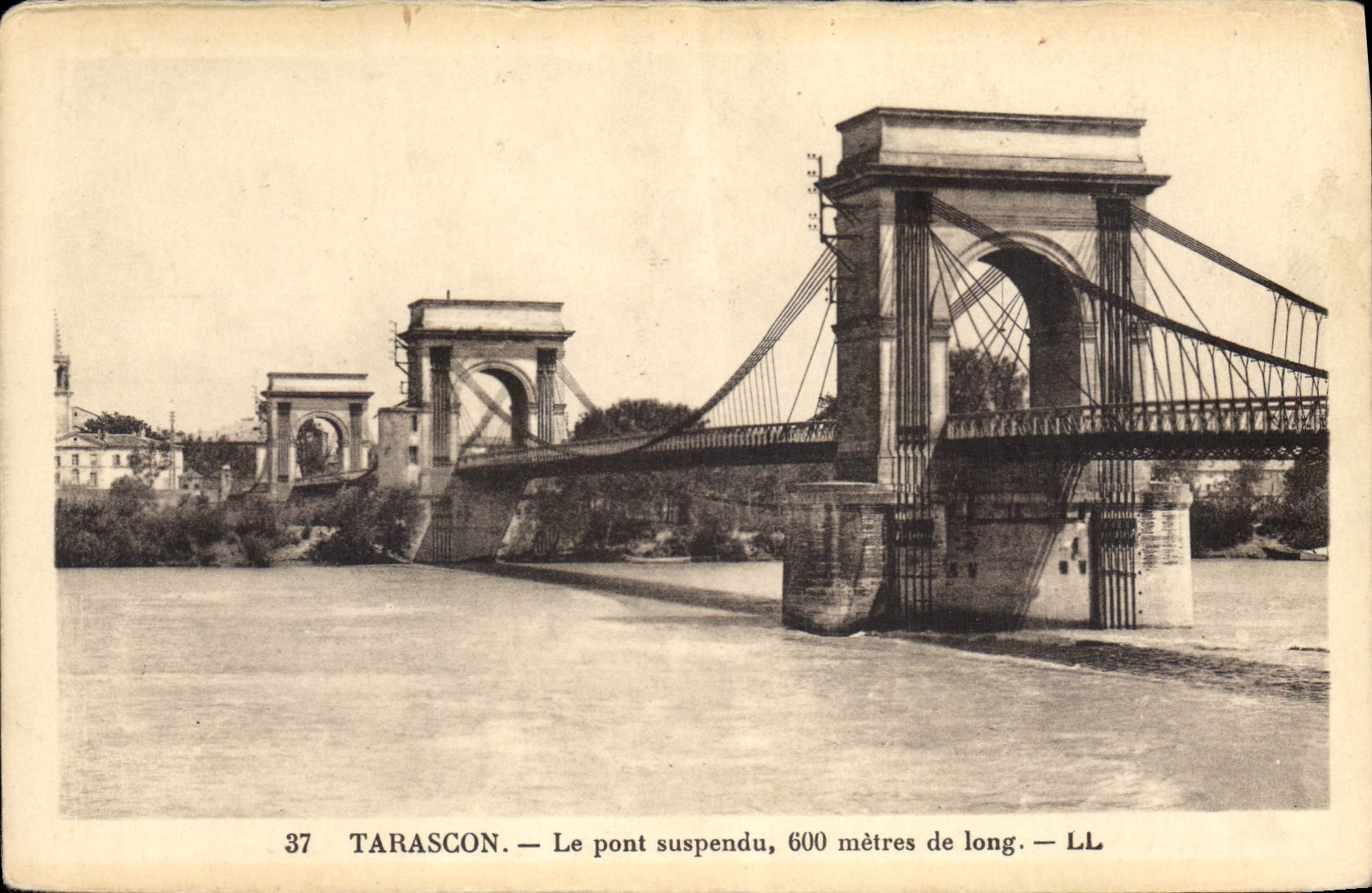 CPA Tarascon Le pont suspendu 600 metres de long