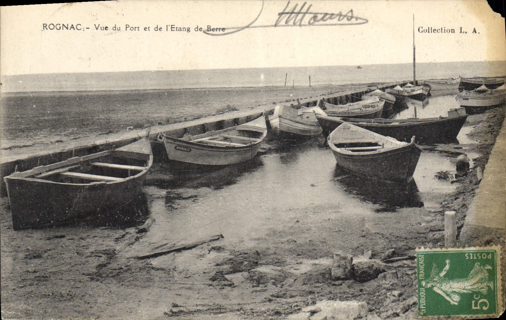 CPA Rognac - Vue du Port et de l'Etang de Berre Bateaux