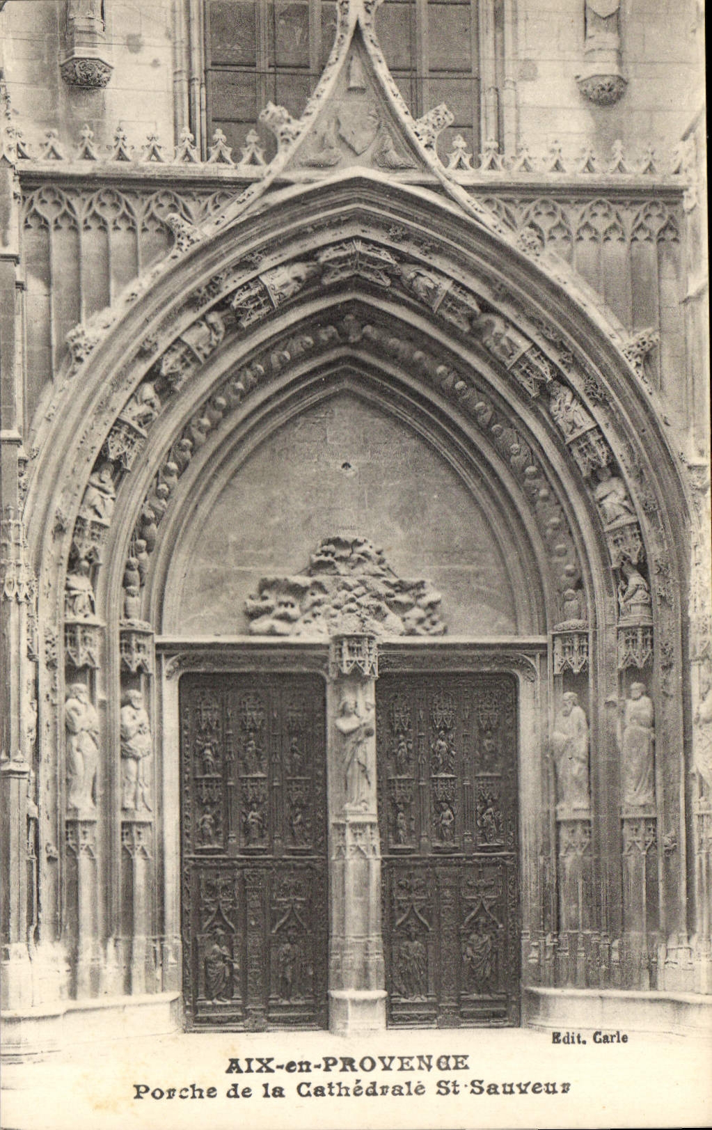 CPA Porche de la Cathedrale St-Sauveur Aix en Provence