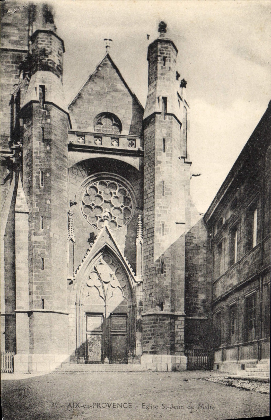 CPA Eglise St-Jean de Malte Aix en Provence