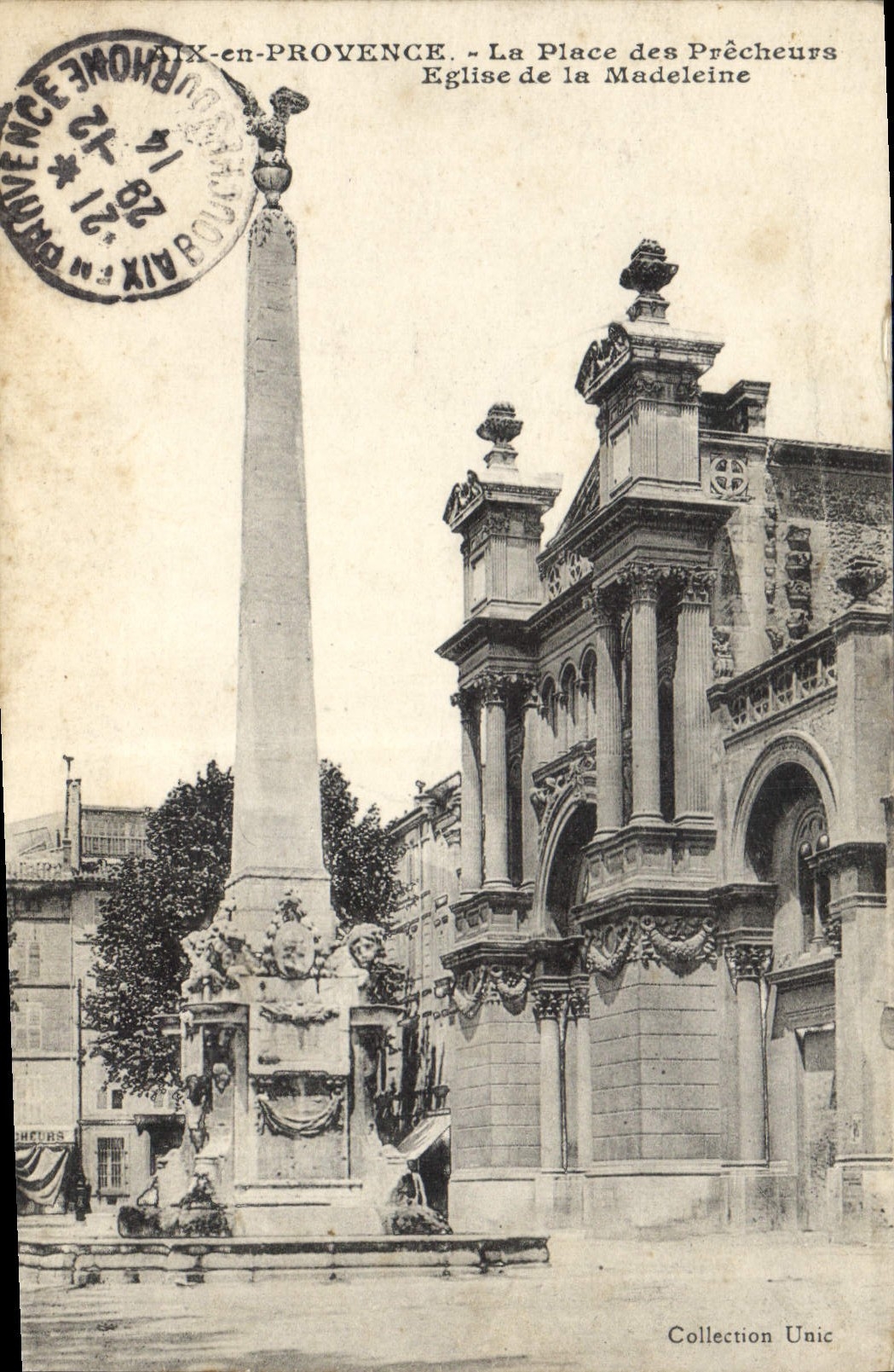 CPA La Place des Precheurs Eglise de la Madeleine Aix en Provence