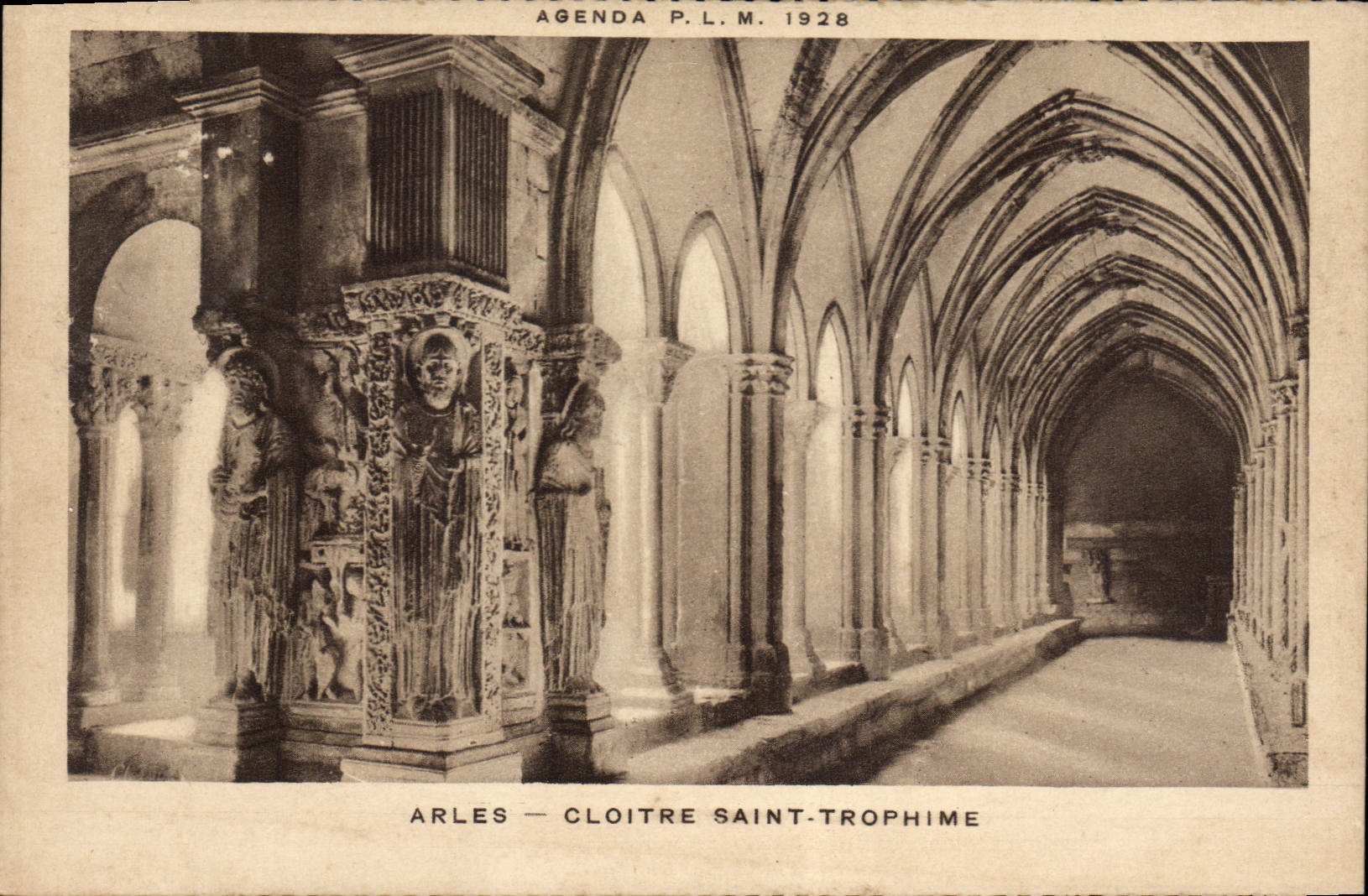 CPA Cloitre Saint-Trophime Arles