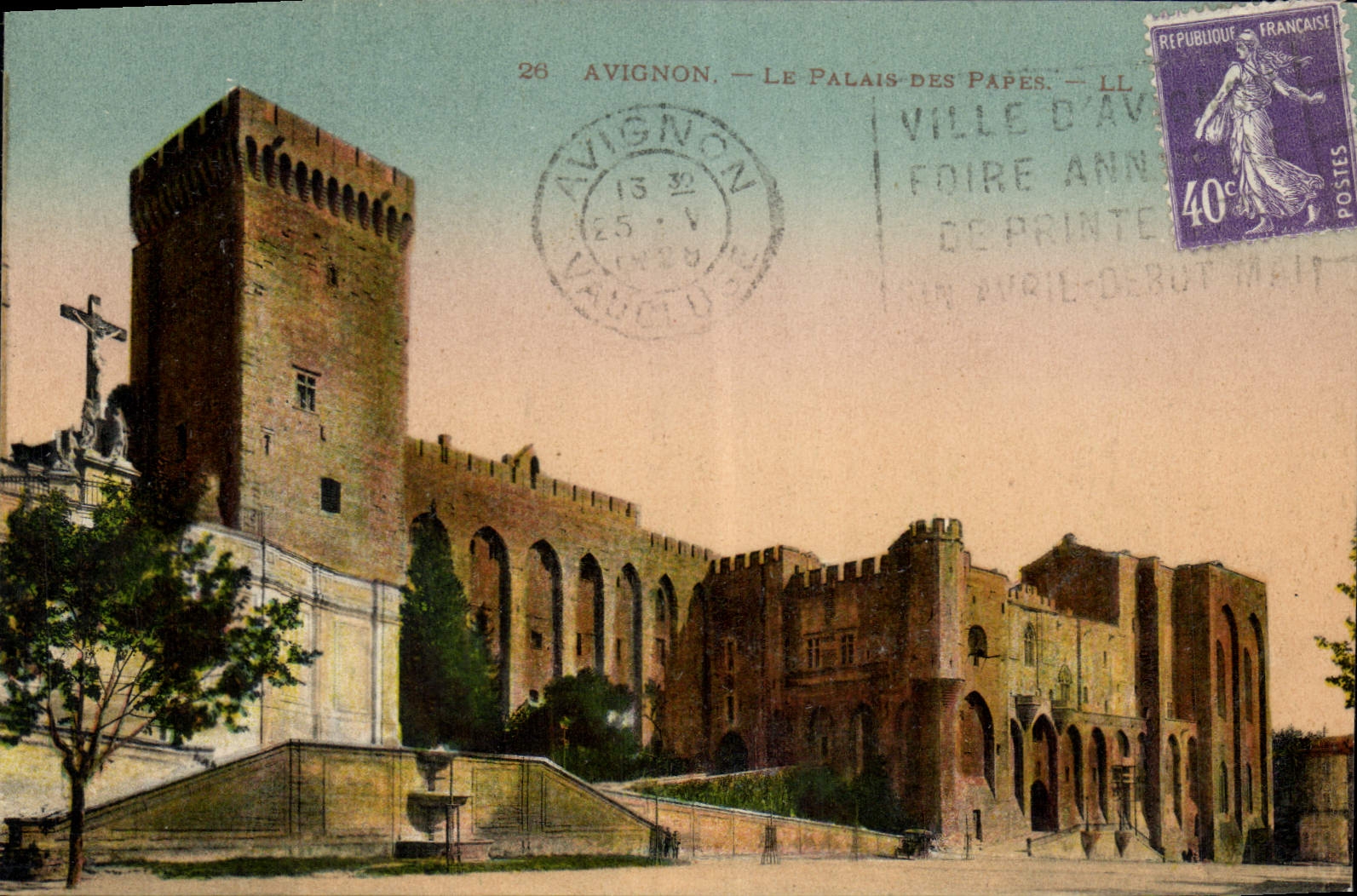CPA Avignon Les Palais des Papes