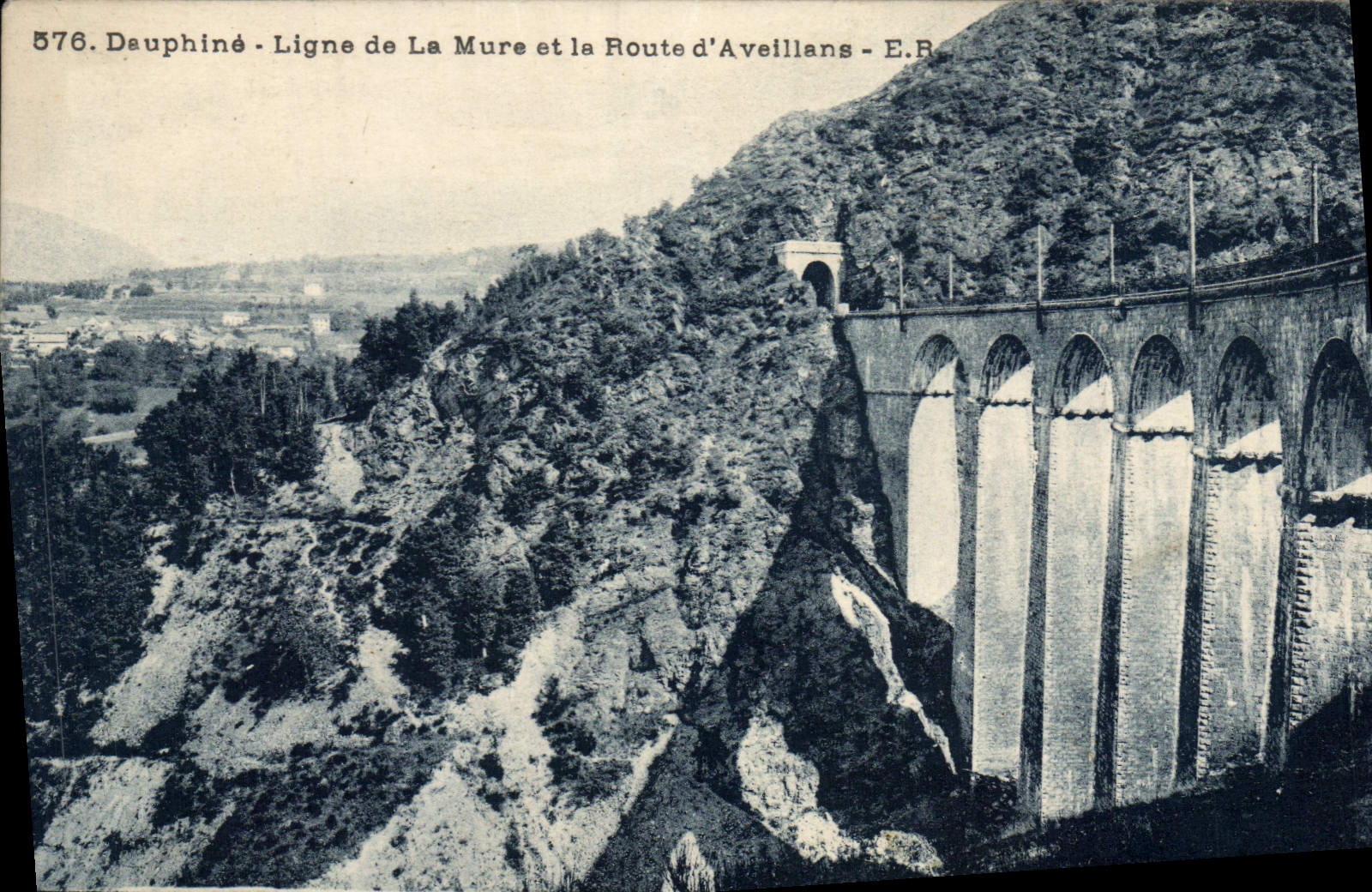 CPA Dauphine Ligne de la Mure et le Route d'Aveillance