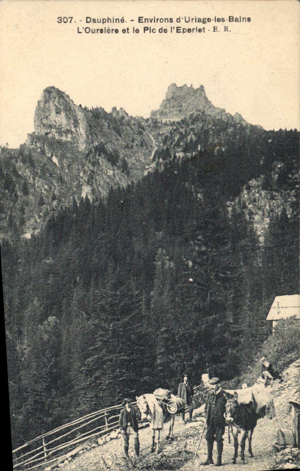 CPA Environs d'Uriage les Bans L'Oursiere et le Pic de l'Eperiet Ane Mule