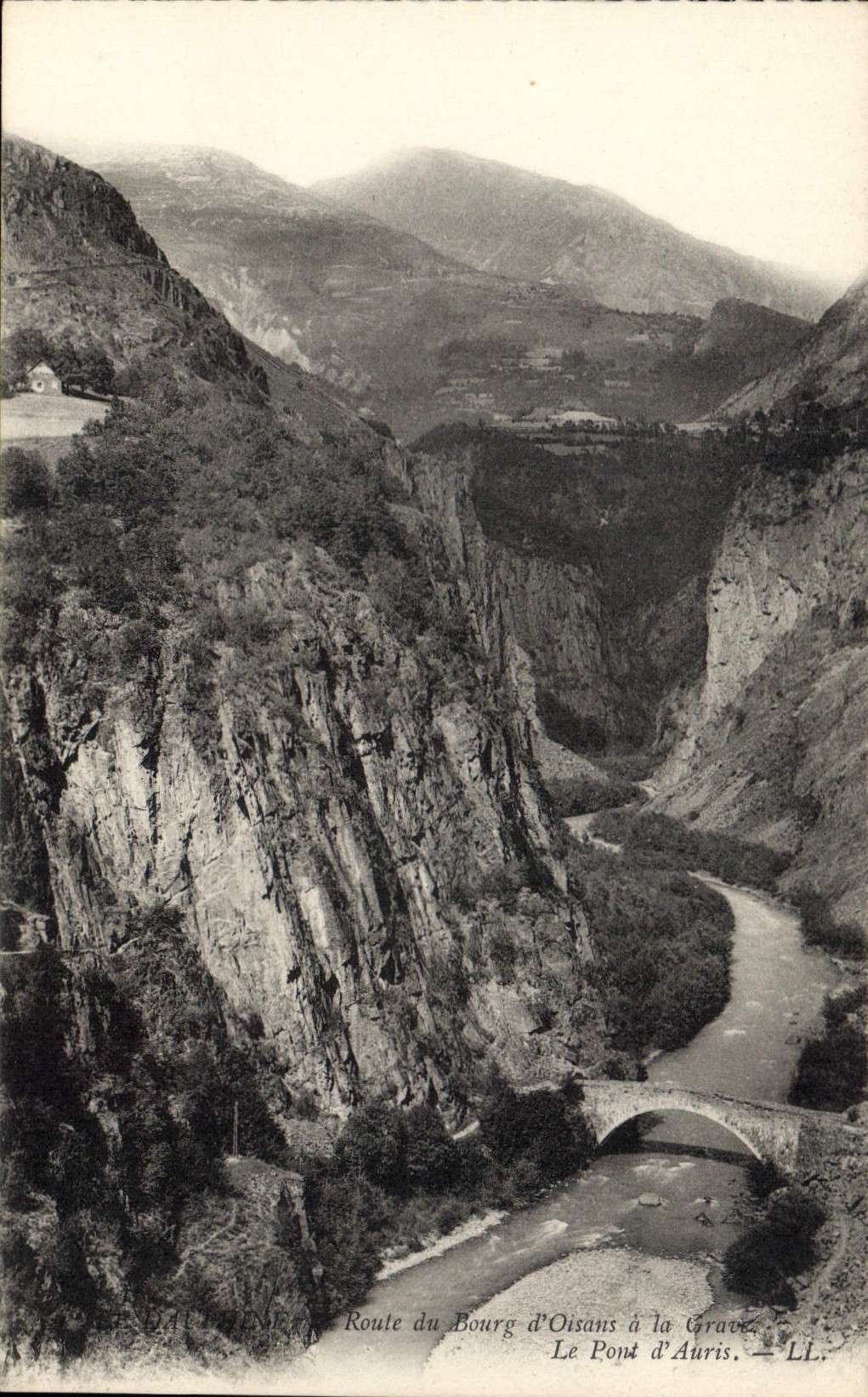 CPA Route de Bourg d'Oisans Le Pont d'Auris