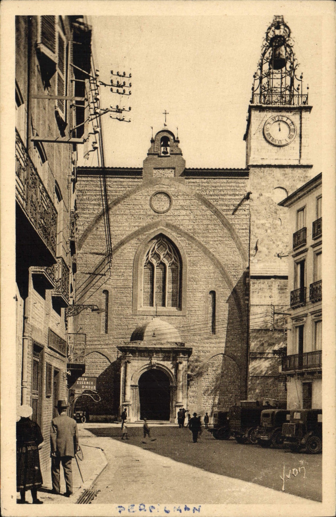 CPA Perpignan La Cathedrale (facade)