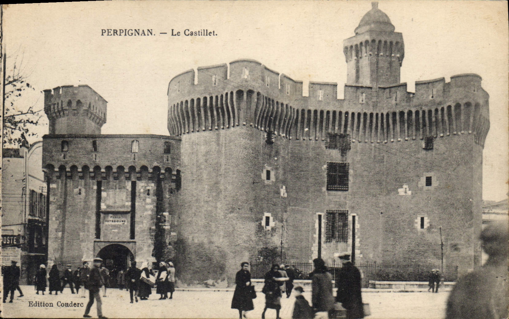 CPA Perpignan Le Castillet