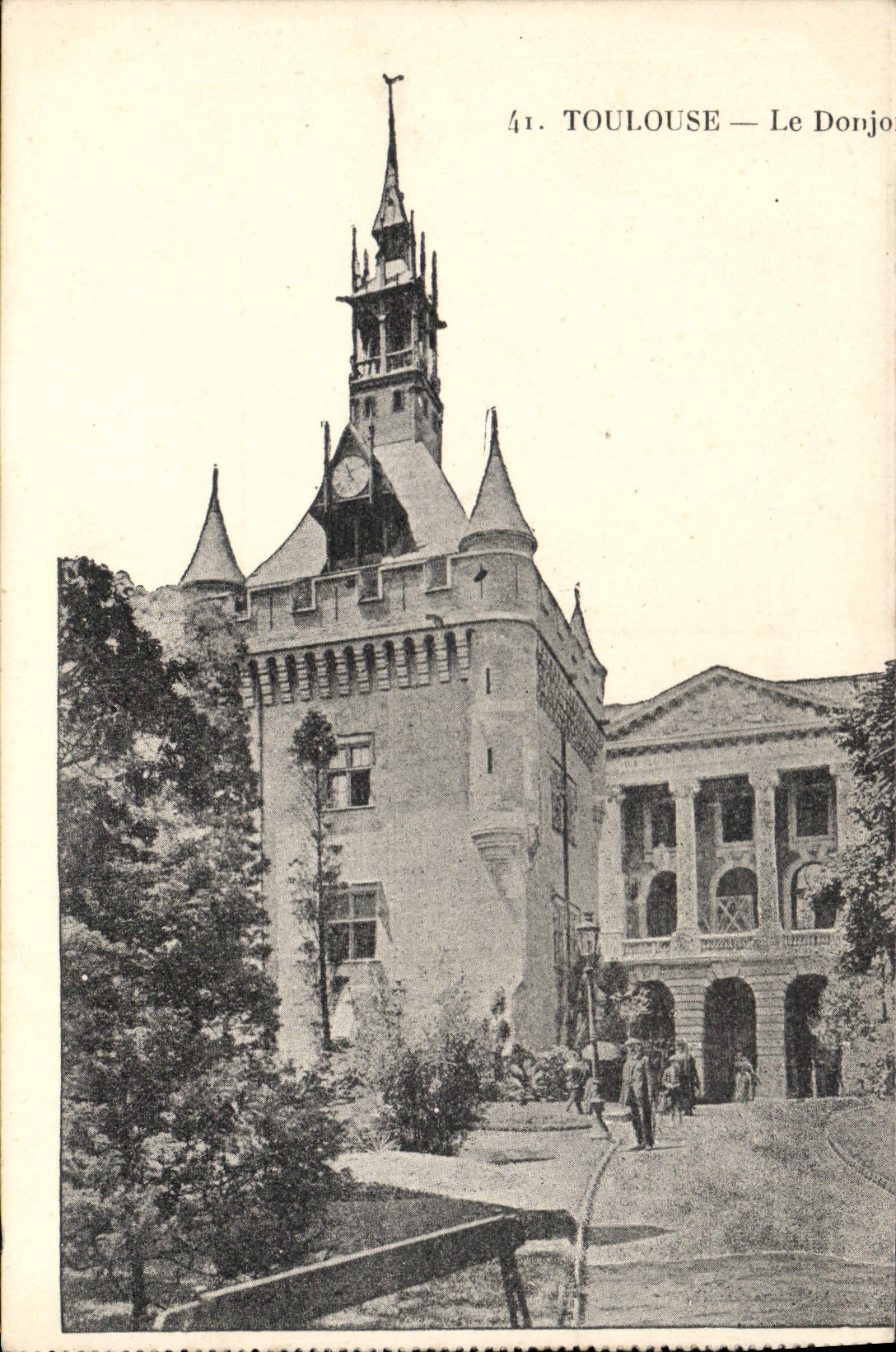 CPA Toulouse Le Donjo