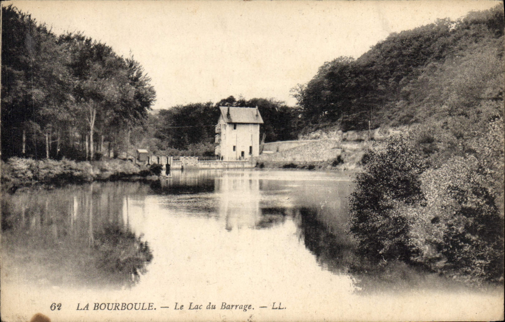 CPA La Bourboule Le Lac du Barrage