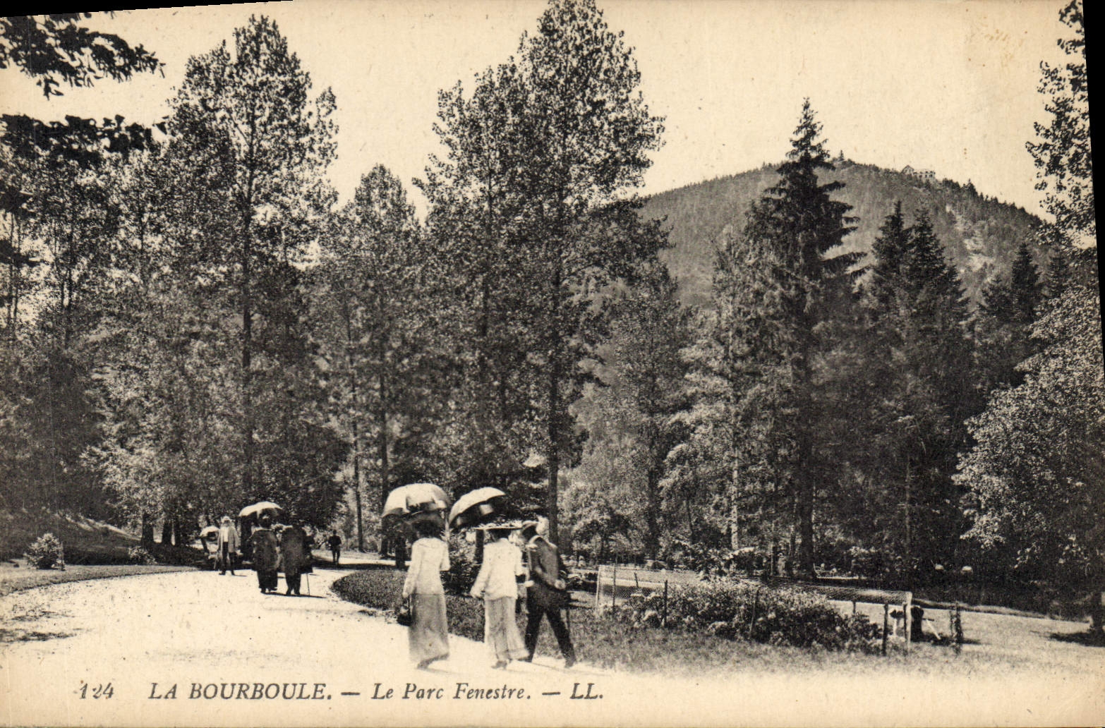 CPA La Bourboule Le Parc Fenestre