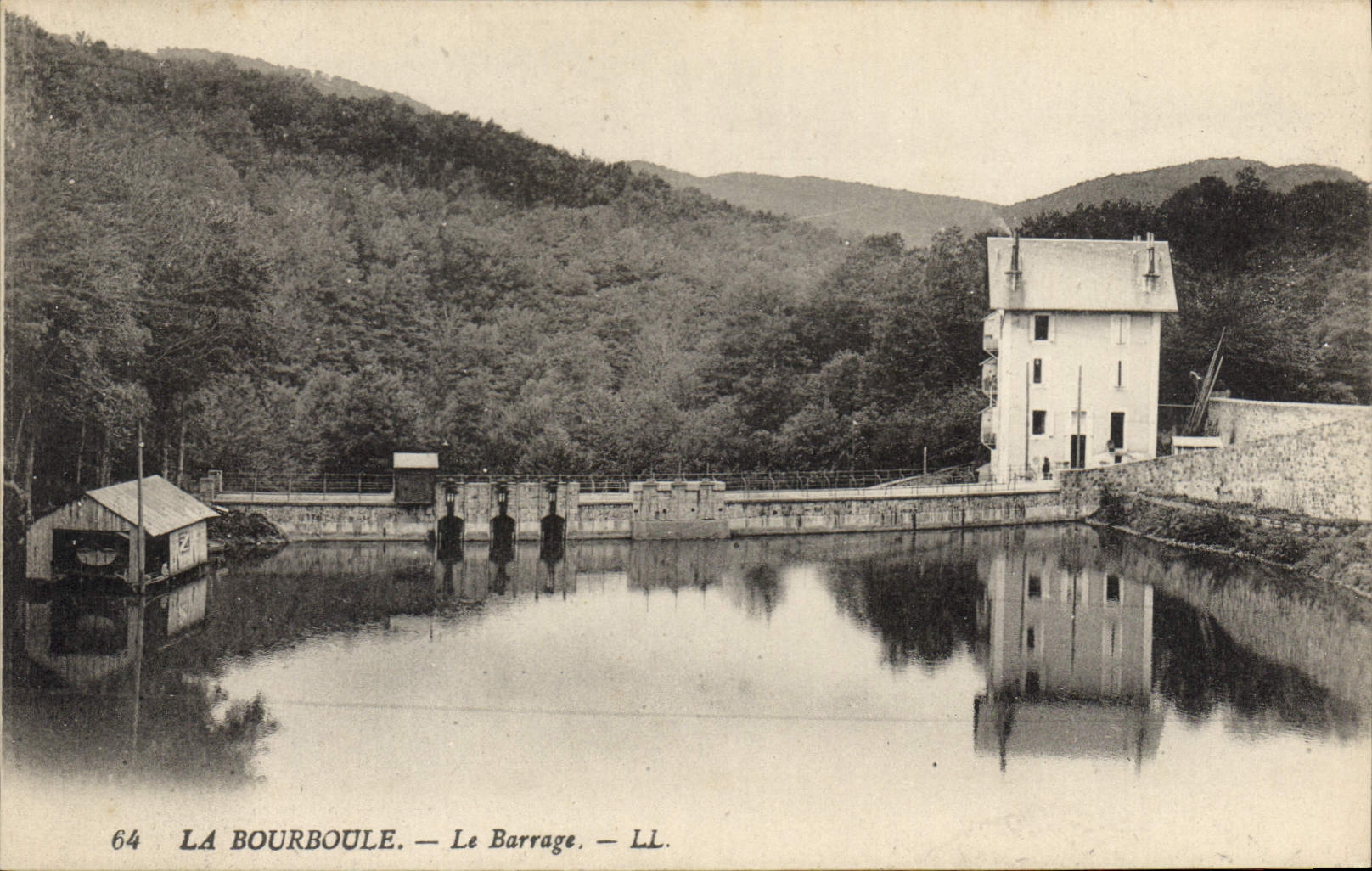 CPA La Bourboule Le Barrage