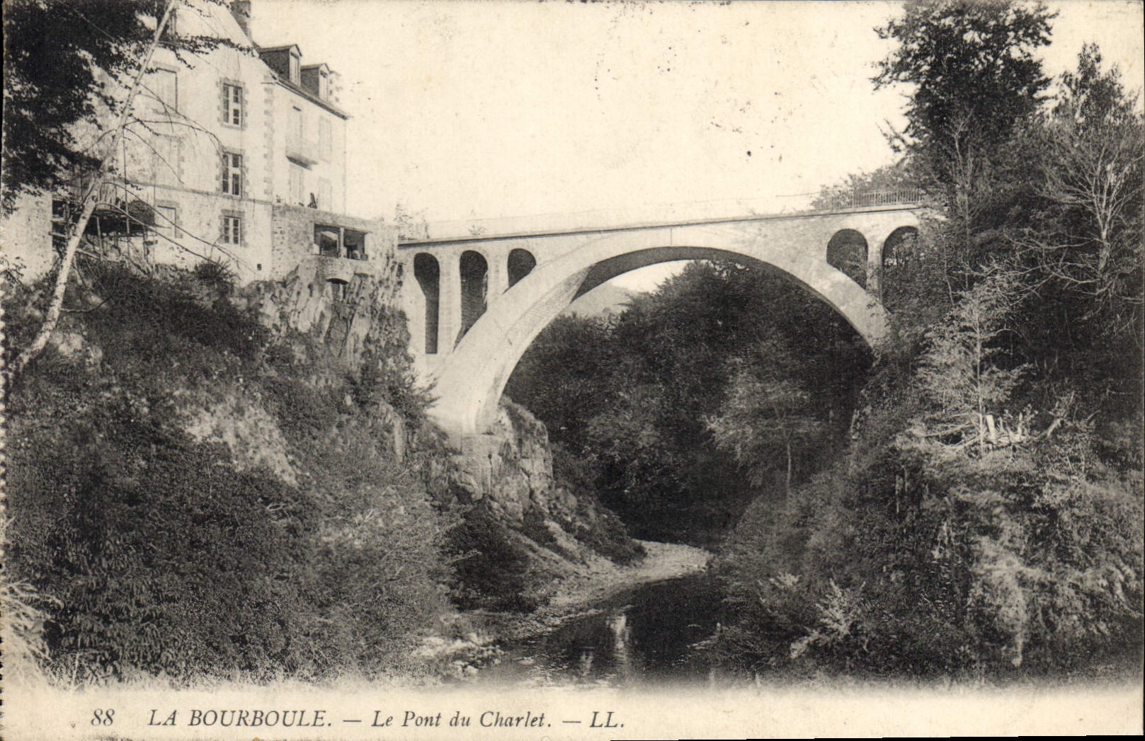 CPA La Bourboule Le Pont du Charlet