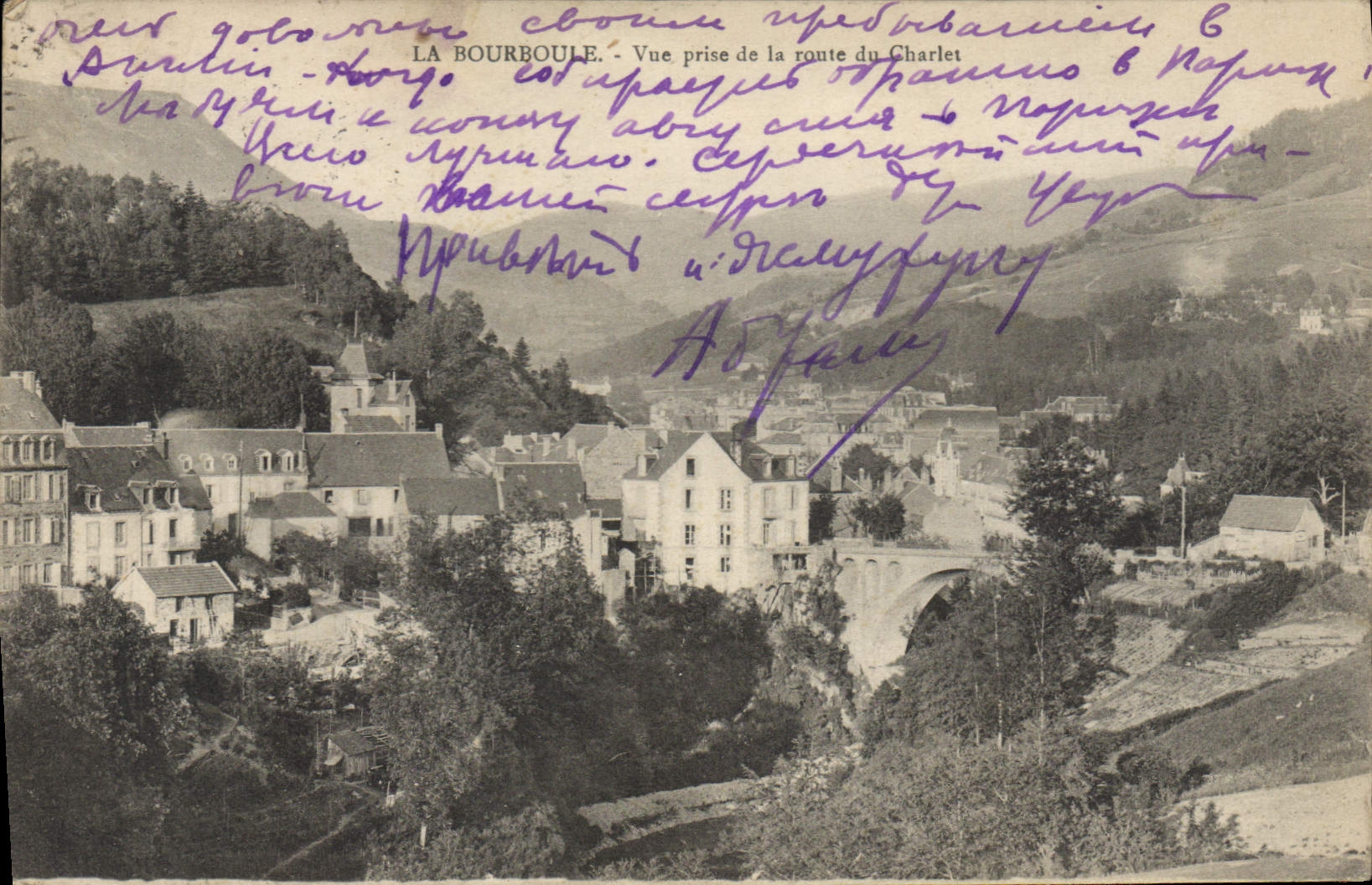 CPA La Bourboule Vue prise de la route du Charlet