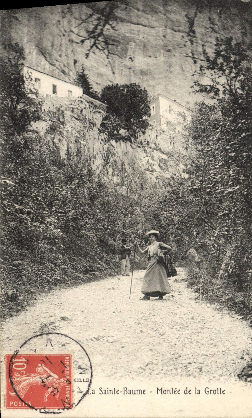 CPA La Sainte Baume Montee de la Grotte