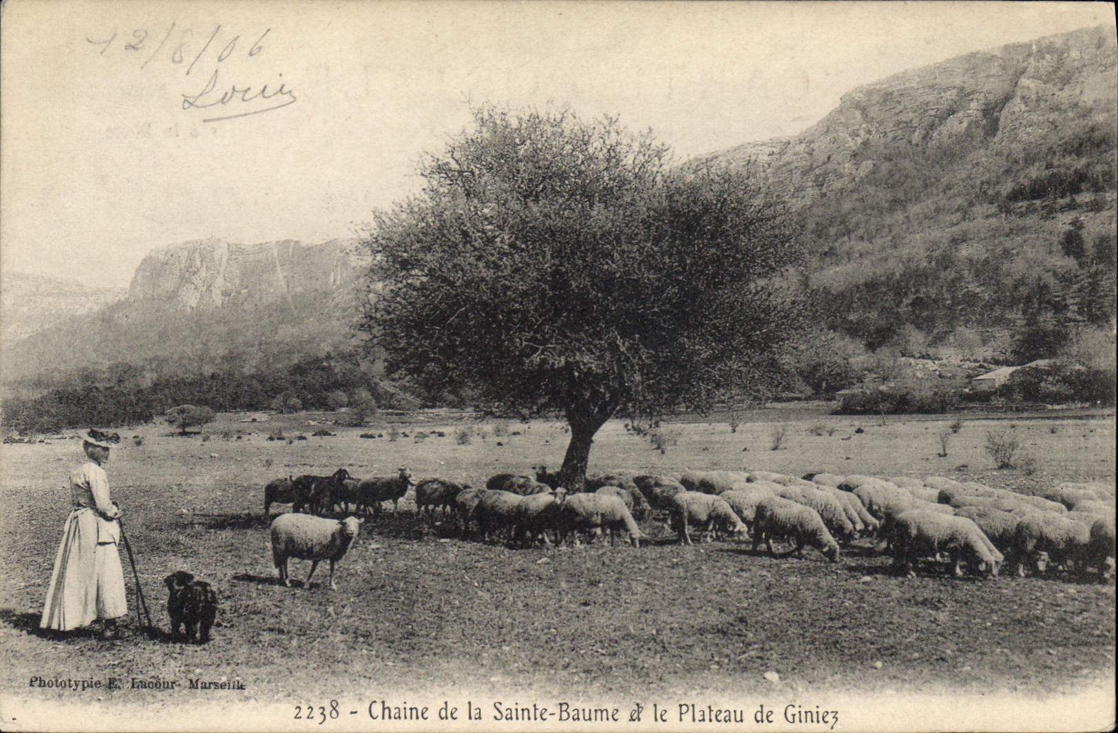 CPA Chaine de la La Sainte Baume et le Plateau du Plan de Giniez
