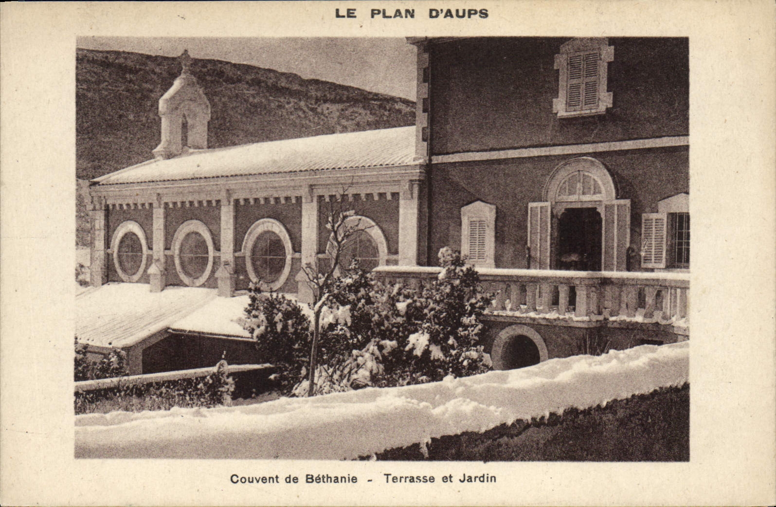 CPA Le Plan d'Aups Couvent de Bethanie Terrasse et jardin 