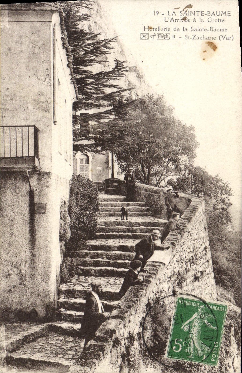 CPA La Sainte Baume L'arrivee a la Grotte Hotellerie de la Sainte Baume