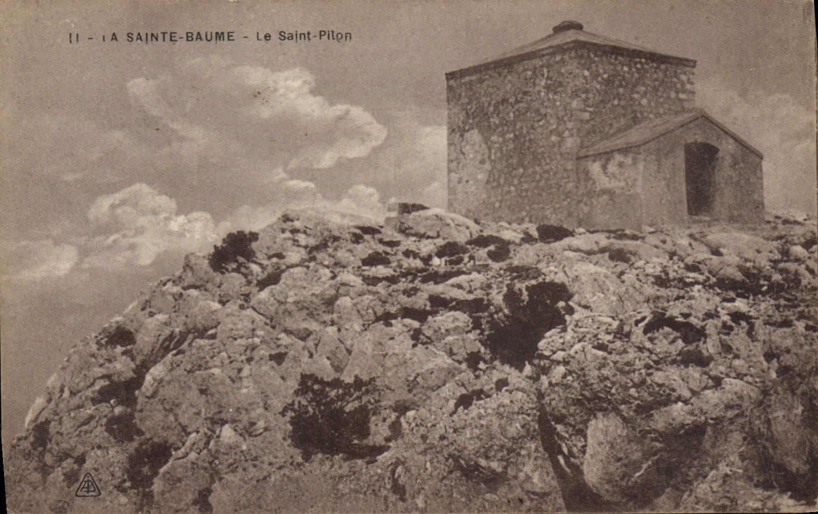 CPA La Sainte Baume Le Saint Pilon
