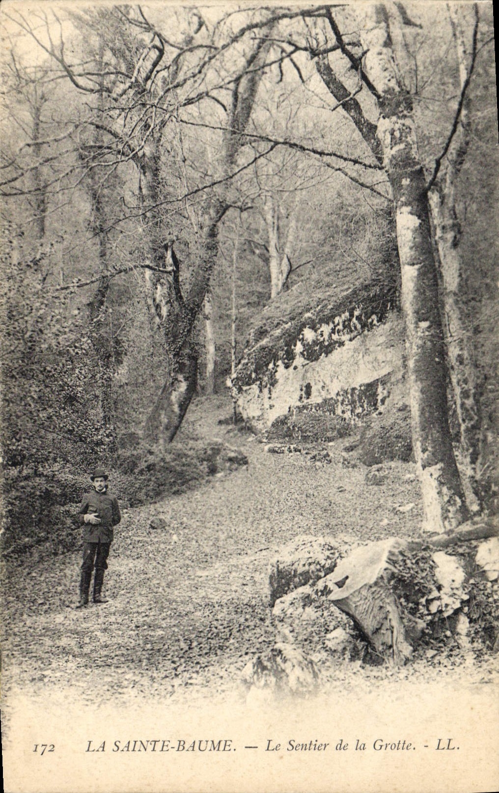 CPA La Sainte Baume Le Sentier de la Grotte